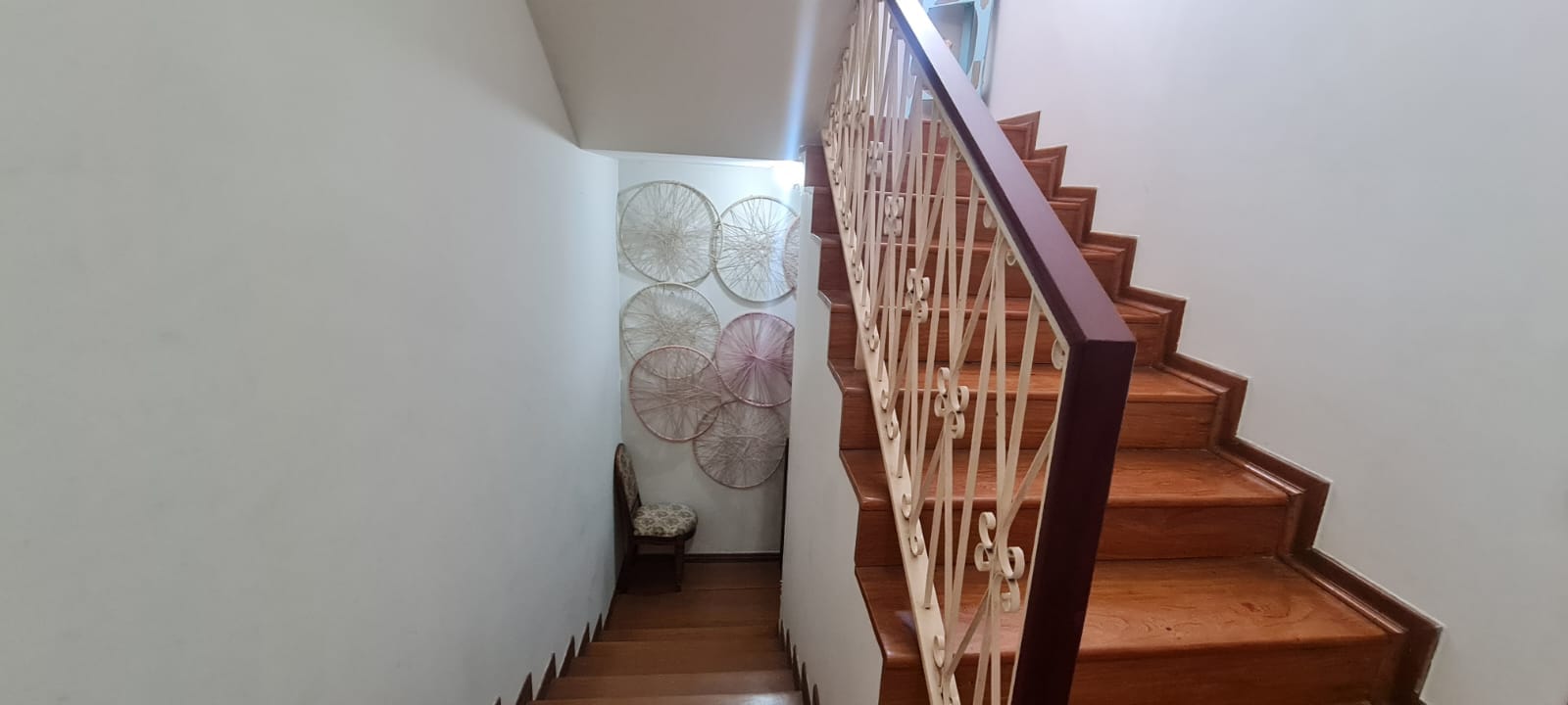 Casa Duplex  à venda, 404m² úteis, 4 quartos sendo 3 suítes,  4 vagas- Jardim Quebec, Londrina, PR
