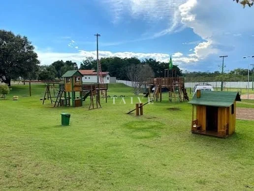 Imagens do imóveis Terreno com 501 m2 no Sun Lake Residence, Londrina.