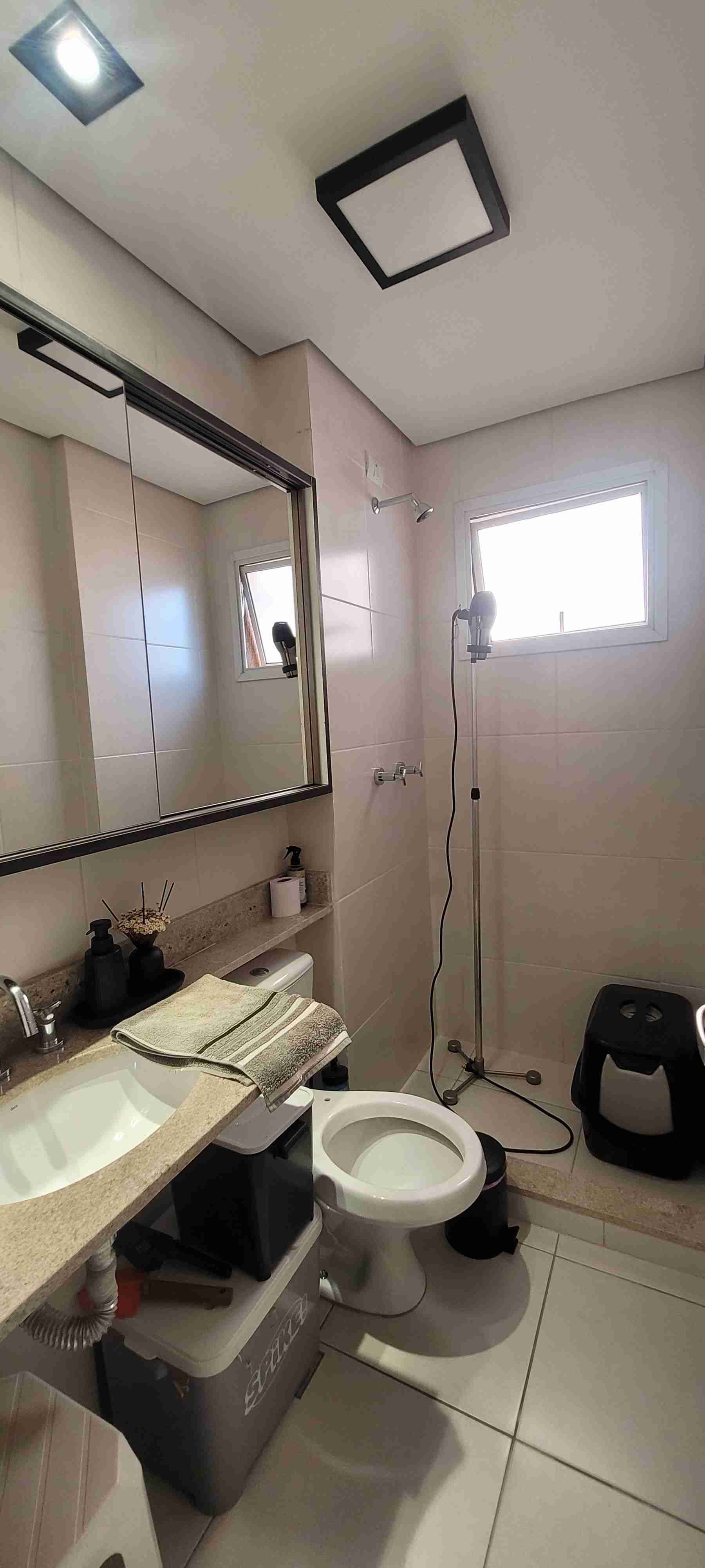 Apartamento à venda no Edifício Victoria Parque,2 quartos,Gleba Fazenda Palhano, Londrina, PR