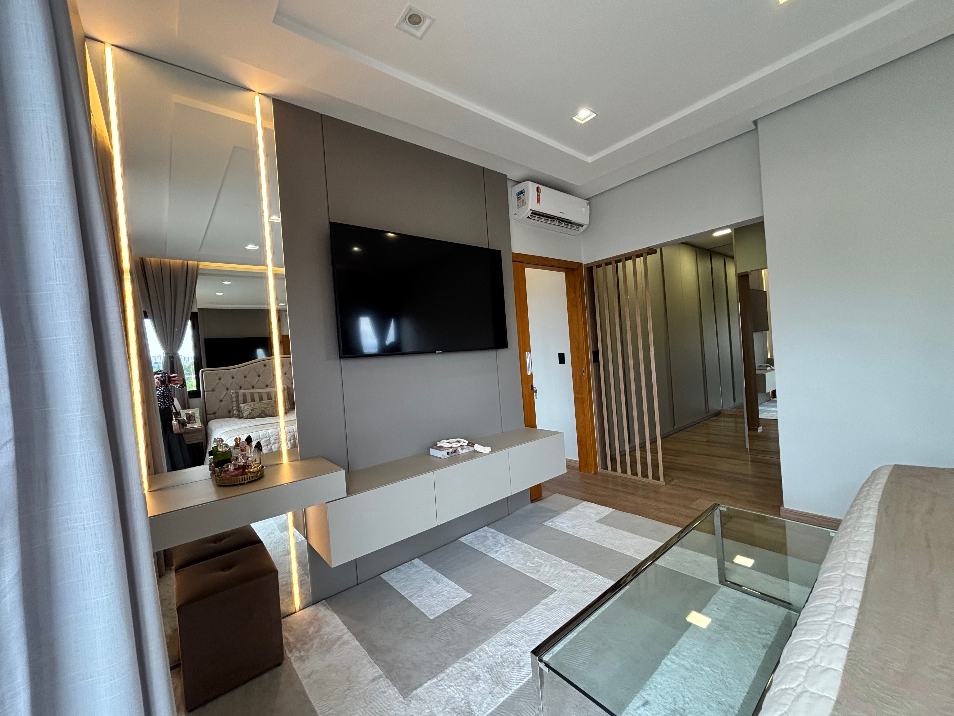 Casa térrea à venda, Condomínio Sun Lake, 249m² de construção, 3 suítes, 4 vagas  - Recanto do Salto, Londrina, PR