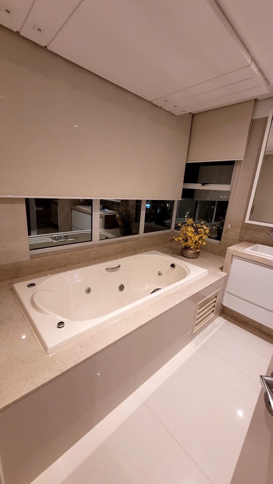 Apartamento à venda no Palazzio Di Cesare, Bela Suiça, Londrina, PR