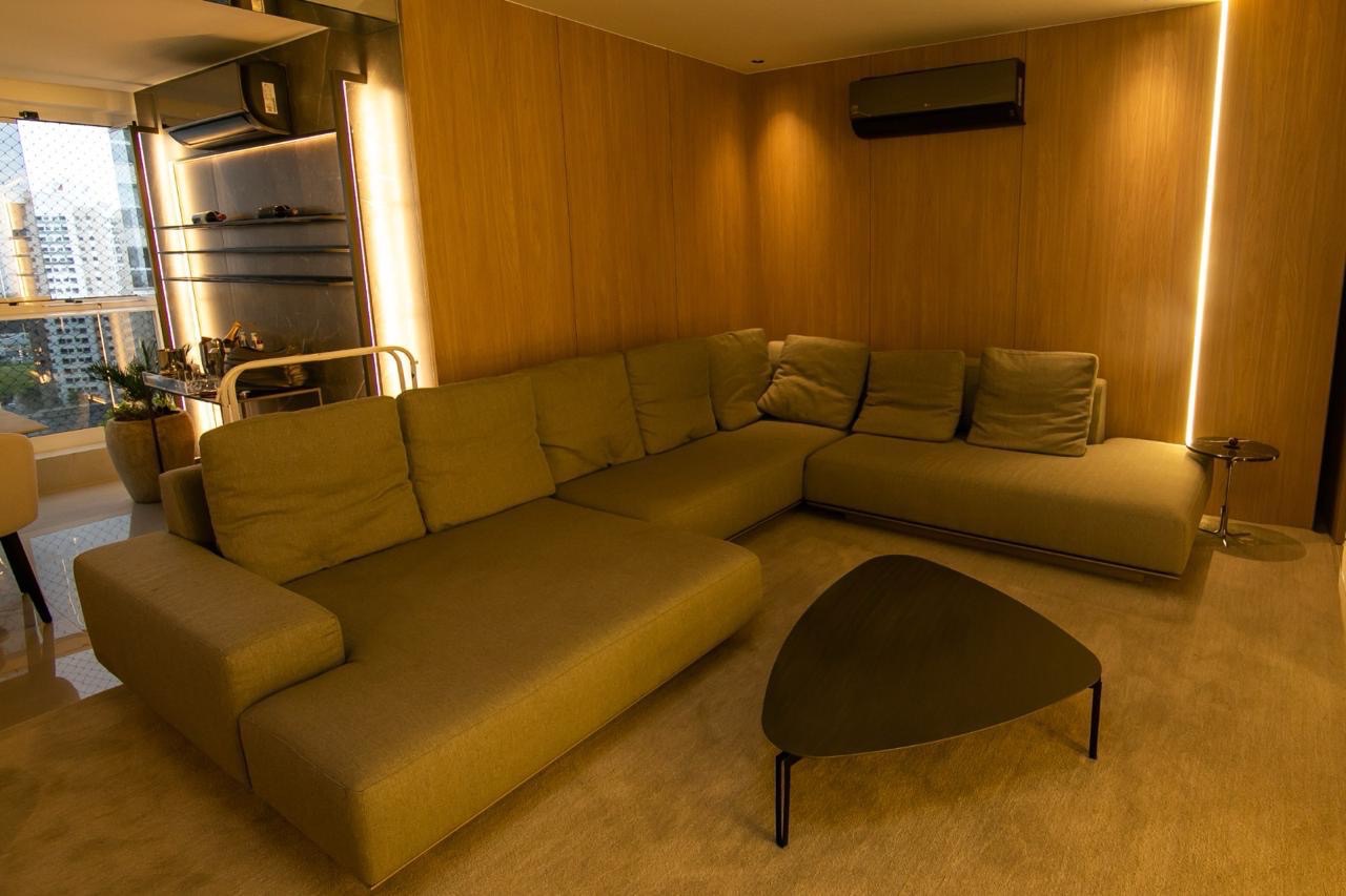 Apartamento a venda , Edifício Absoluto,  167m² úteis, 3 suites, todo planejado, andar alto, elevador privativo- Gleba Fazenda Palhano, Londrina,