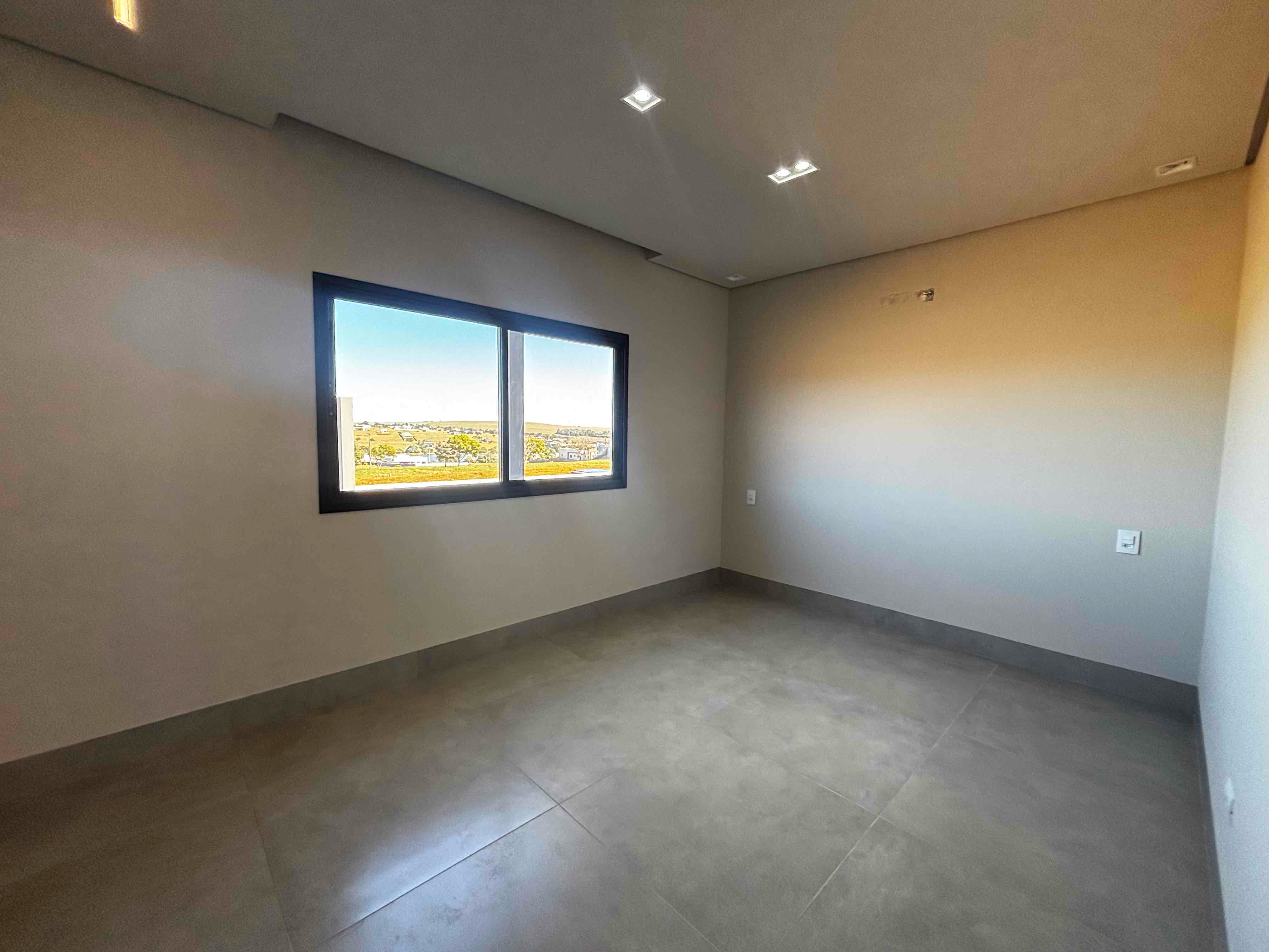CASA NOVA A VENDA, CONDOMINIO ECOVILLAS DO LAGO, 3 QUARTOS, 1 SUÍTE, PISCINA AQUECIDA