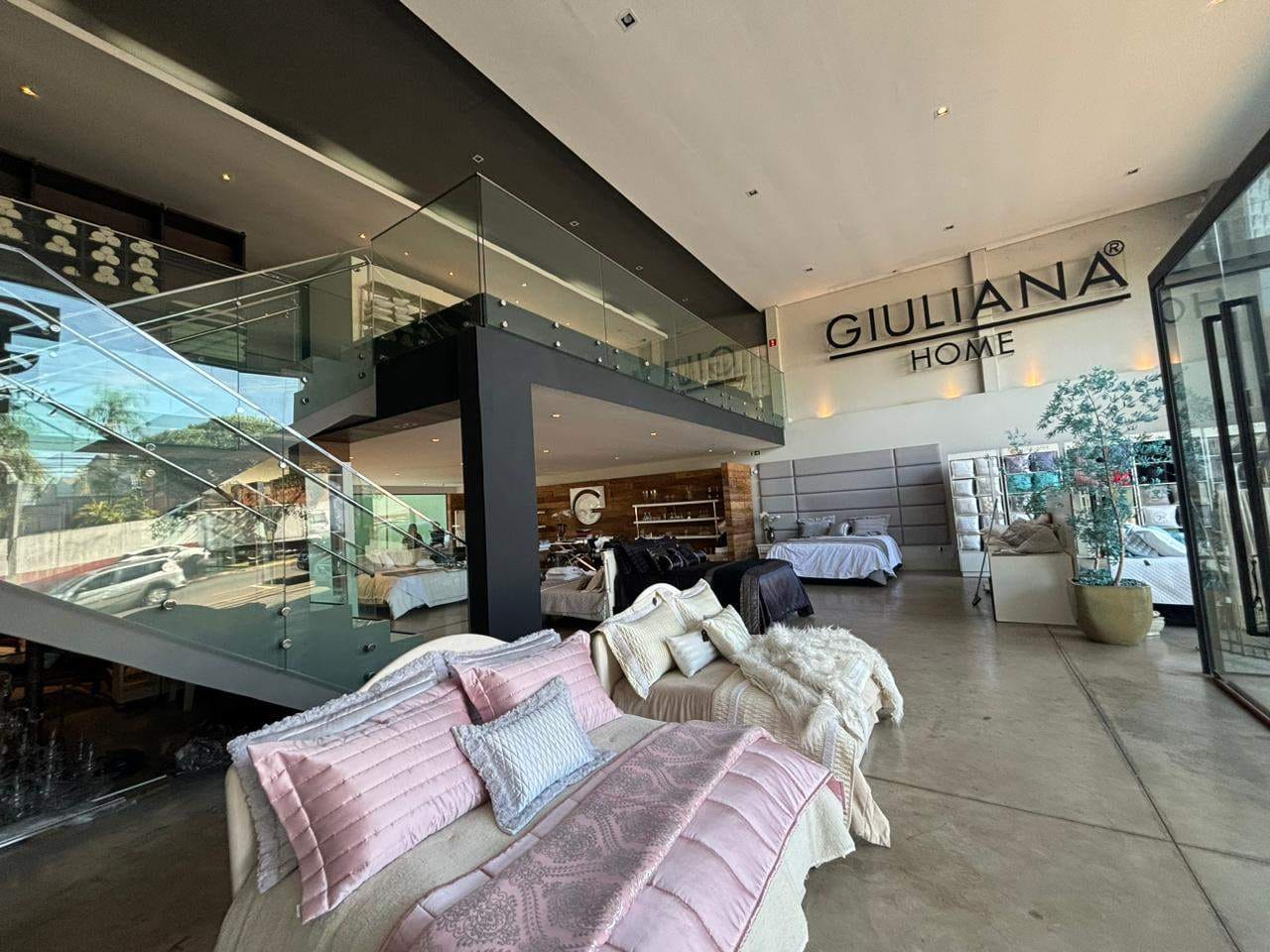 Loja para Locação, 440m² privativos com mezanino, 4 vagas, ótima localização - Jardim Higienópolis, Londrina, PR