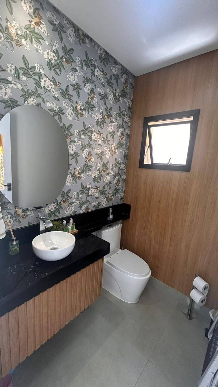 Imagens do imóveis Casa à venda,  226m² construção, porteira fechada, 3 suítes, piscina e churrasqueira, 4 vagas - Universitário, Londrina, PR