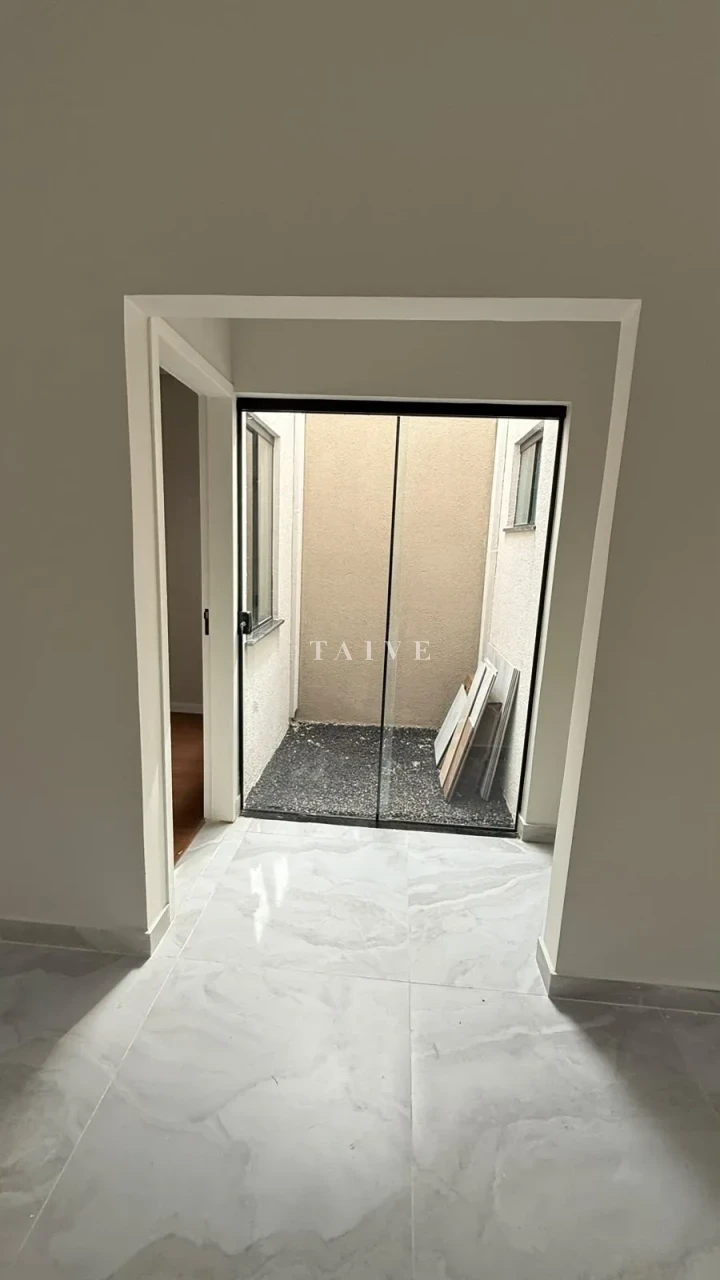 Imagens do imóveis Casa Geminada À Venda Jardim Prefeito Milton Menezes Londrina