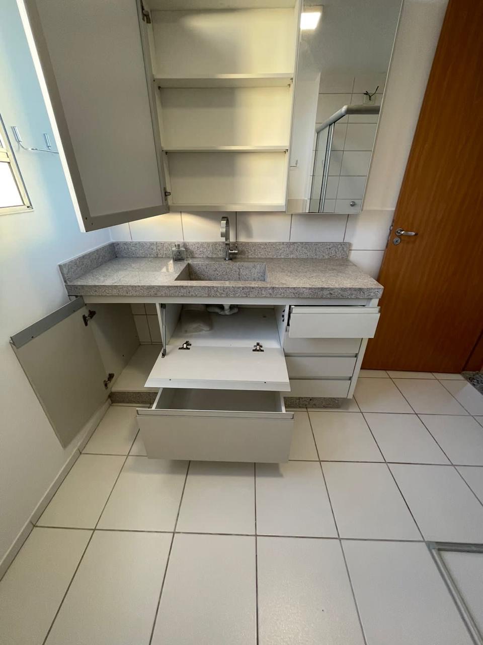 Apartamento à venda Spazio Louvre, 45m², 2 dormitórios com armários, 1 banheiro, 1 vaga de garagem, móveis embutidos, Gleba Fazenda Palhano, Lond