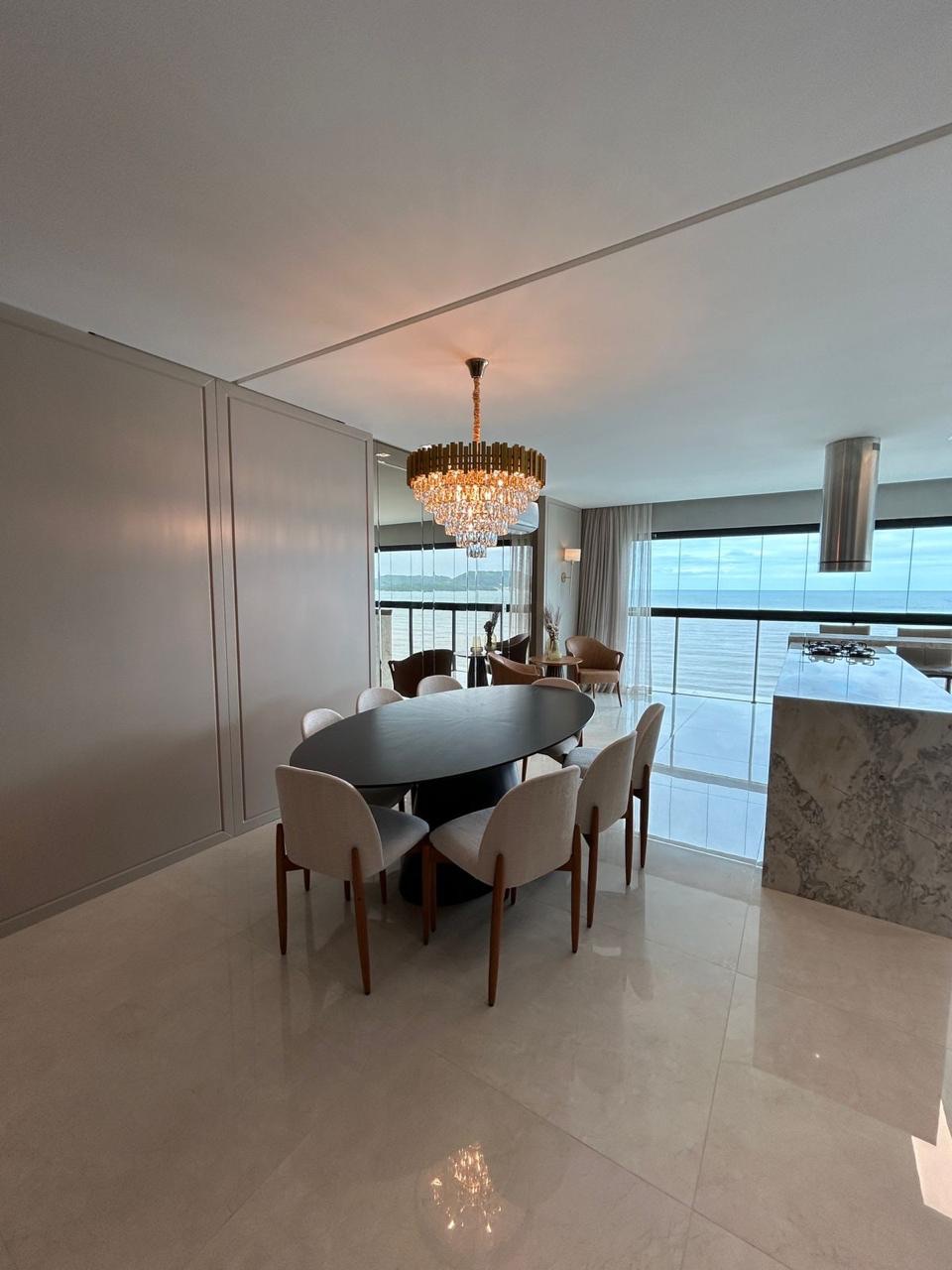 Apartamento  à venda CARTIER FRENTE MAR, Meia praia, 180M² úteis, 4 suítes, 4 vagas,  finamente mobiliado - Meia praia, Itapema, SC