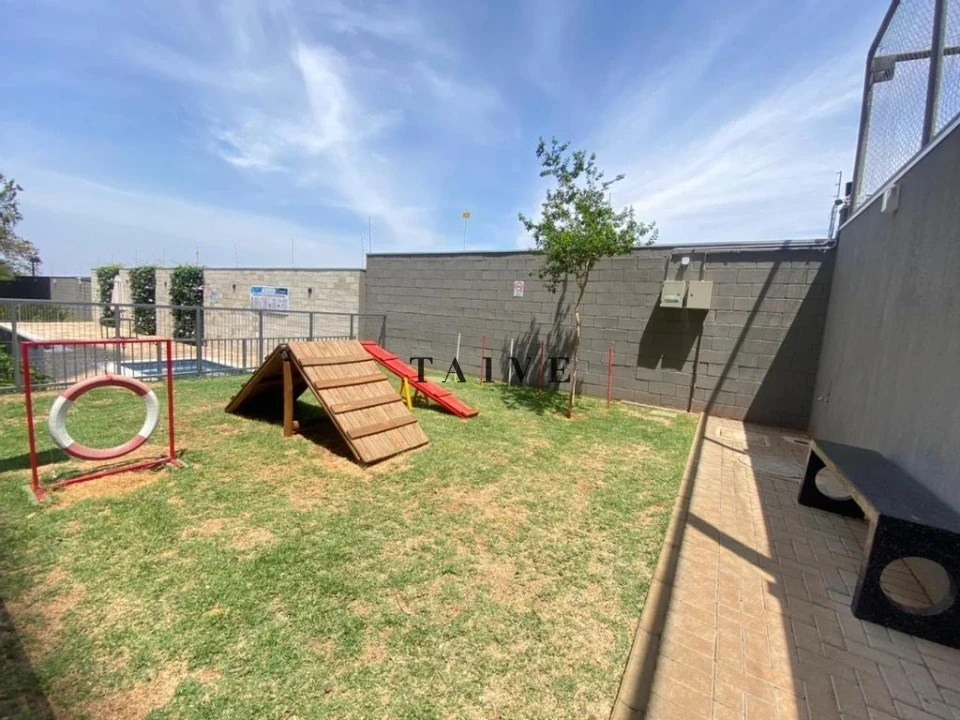 Venda ou locação - Apartamento térreo com 2 quartos, semimobiliado no Edifício Carmel Londrina - foto 2