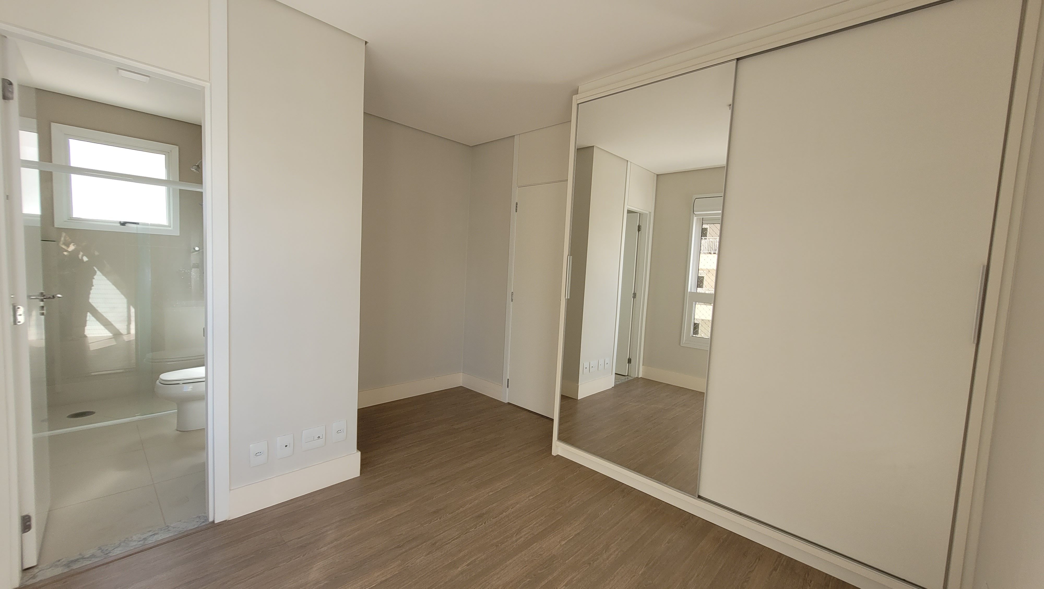 Apartamento  à Venda, 173m² privativos, Ed Queens Park, 3 suítes sendo 1 master, 2 vagas - Gleba Fazenda Palhano, Londrina, PR
