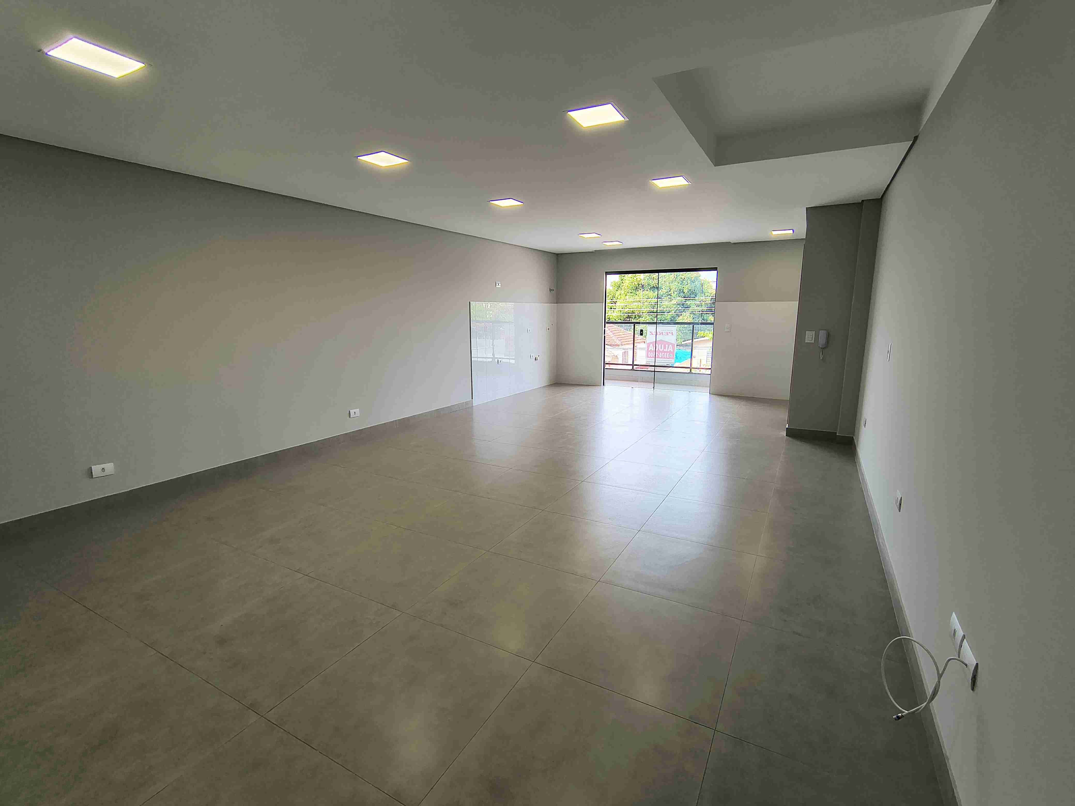 Sala para locação, 58M², Av. Jorge Casoni próximo a rodoviária- bairro Lago Igapó - Londrina-PR