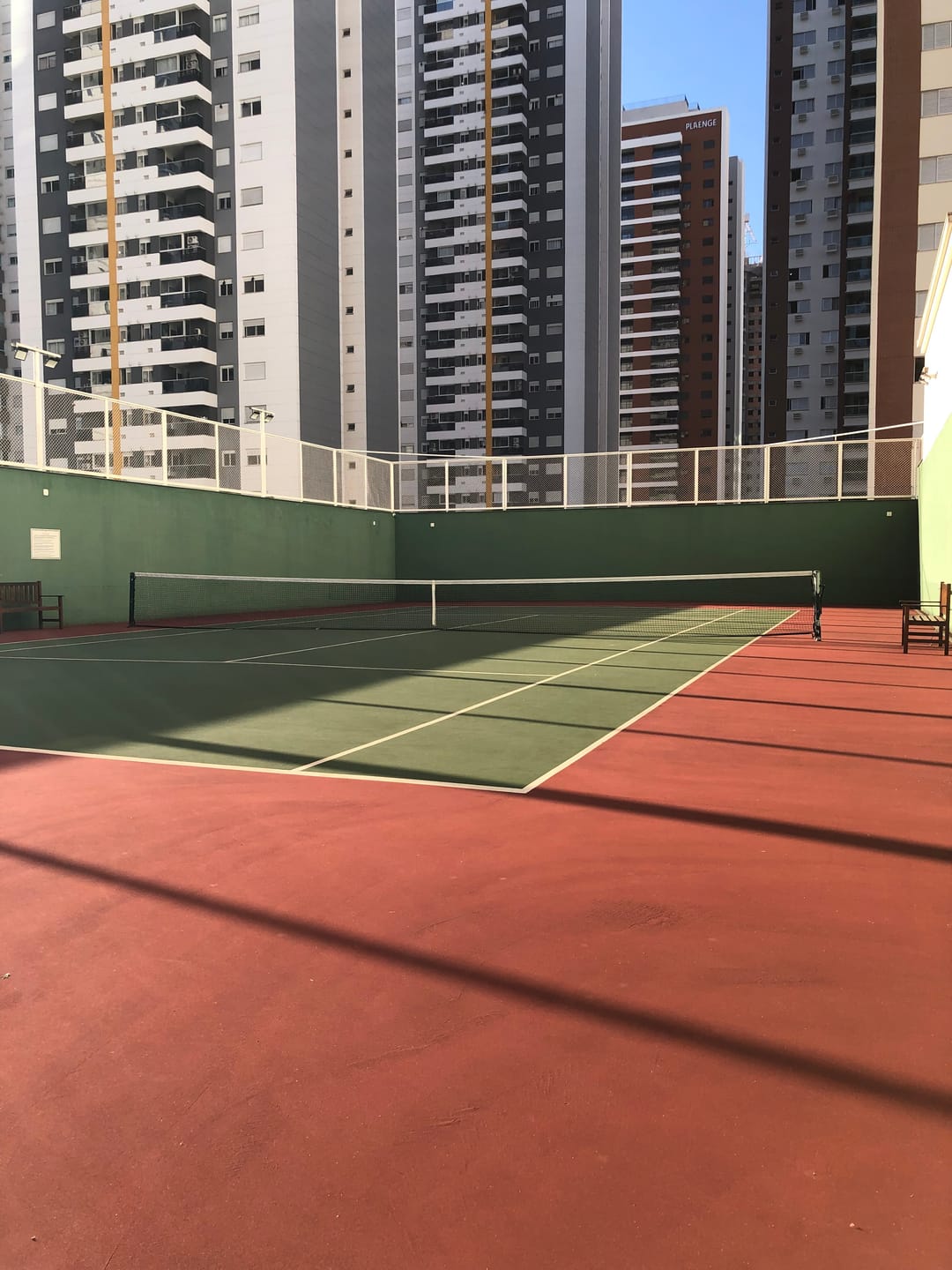 Apartamento à venda, Edifício Le Blanc, 236m² úteis, 3 suítes, 4 vagas, elevador privativo, ampla varanda gourmet - Gleba Palhano, Londrina, PR