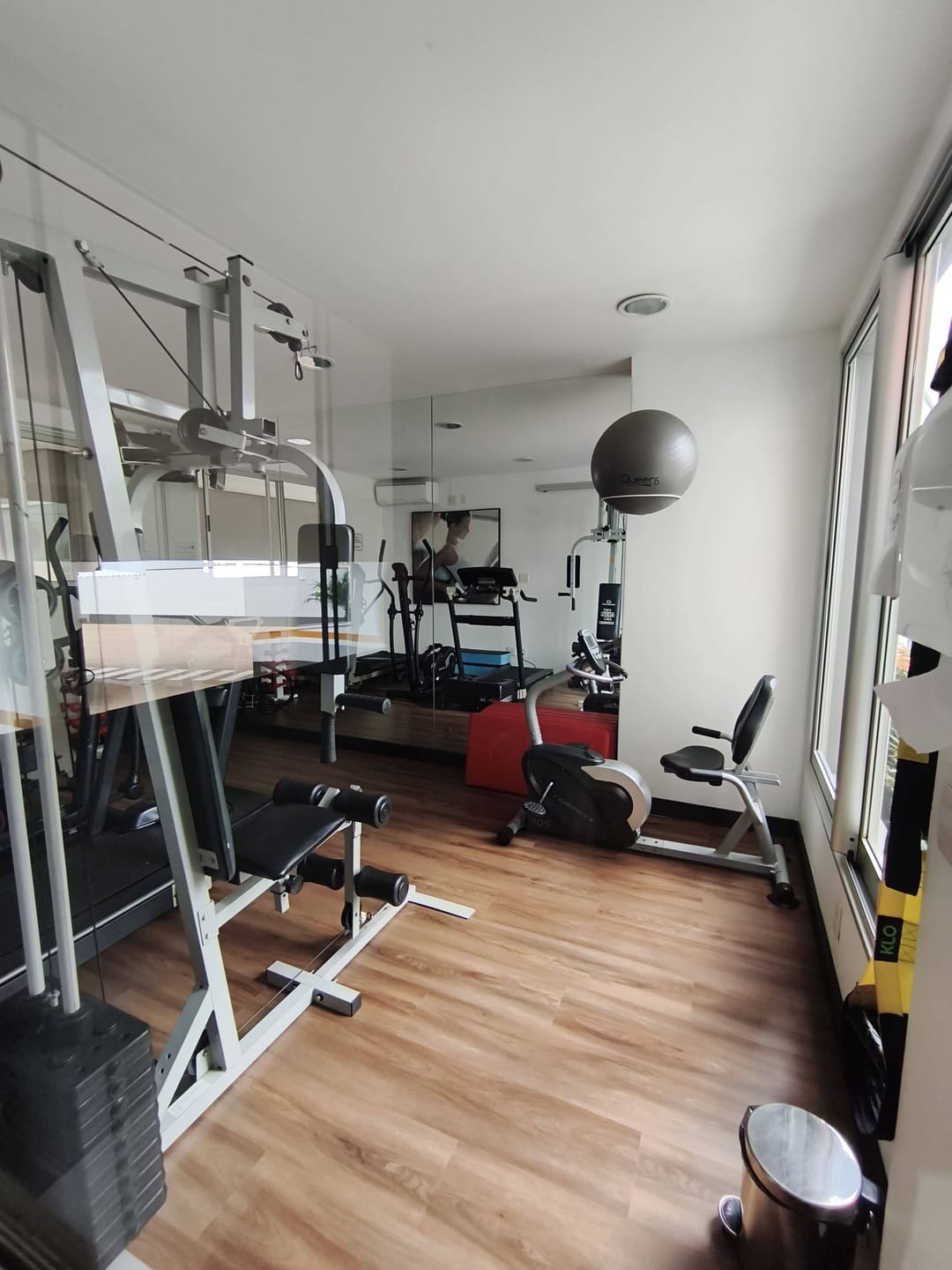 Apartamento à venda, Edifício Palhano Residences, 83m² úteis, 3 quartos (1 suíte), sacada com churrasqueira, 2 vagas - Gleba Palhano, Londrina, P
