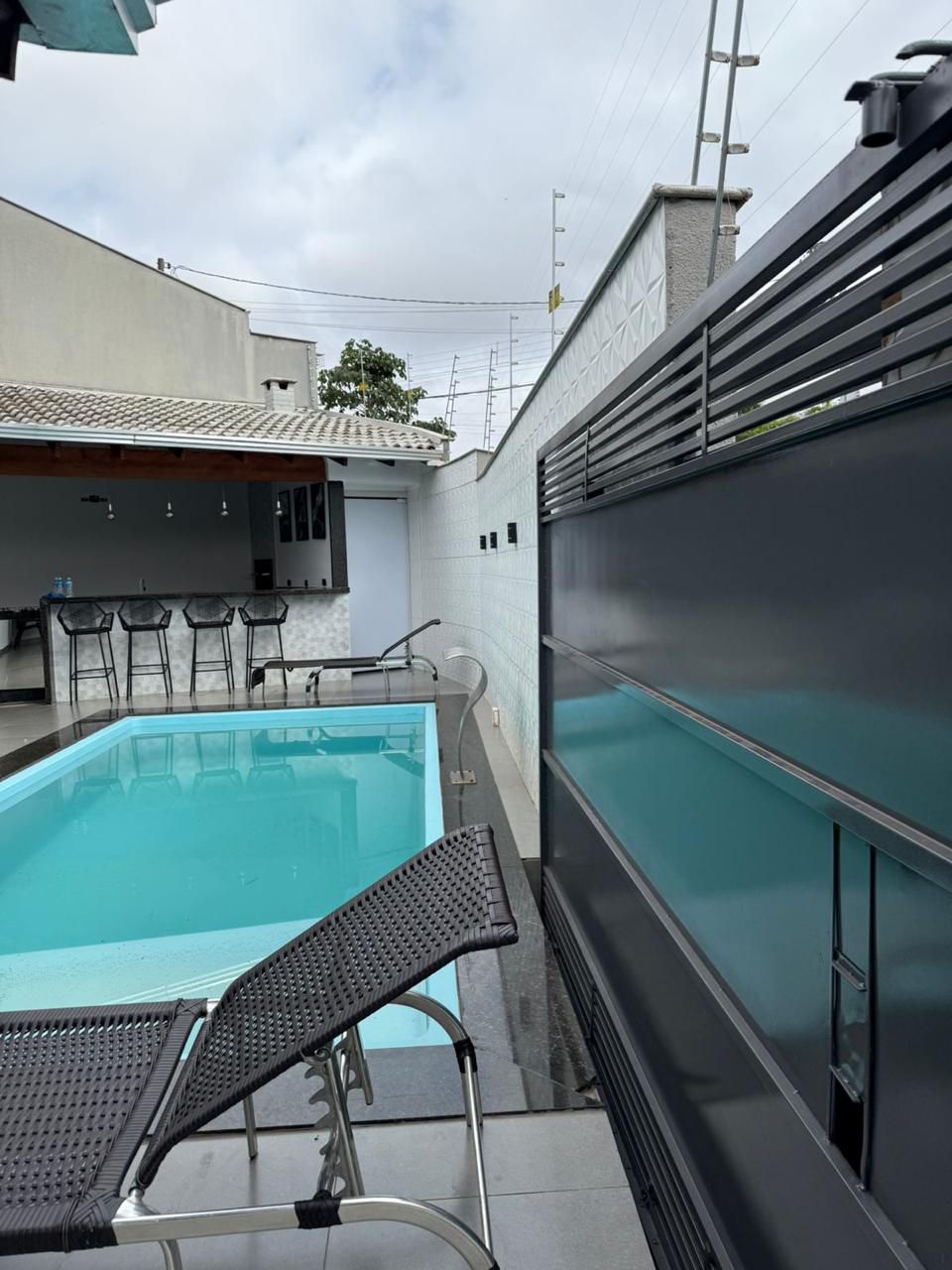 Casa à venda, Jd Abussafe, 220 m², com piscina, 3 Quartos sendo 1 suite, Londrina, PR