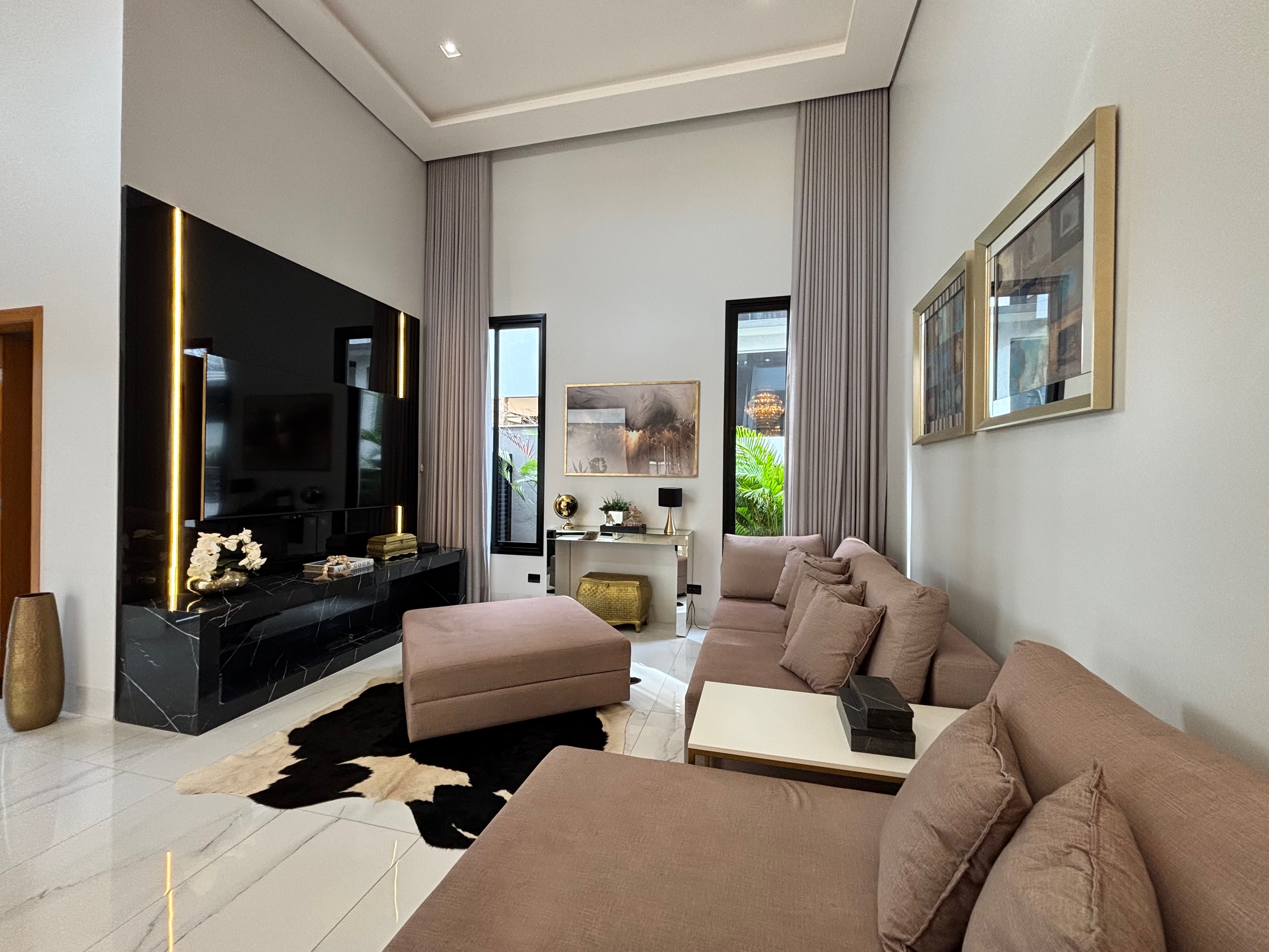 Casa térrea à venda, Condomínio Sun Lake, 249m² de construção, 3 suítes, 4 vagas  - Recanto do Salto, Londrina, PR