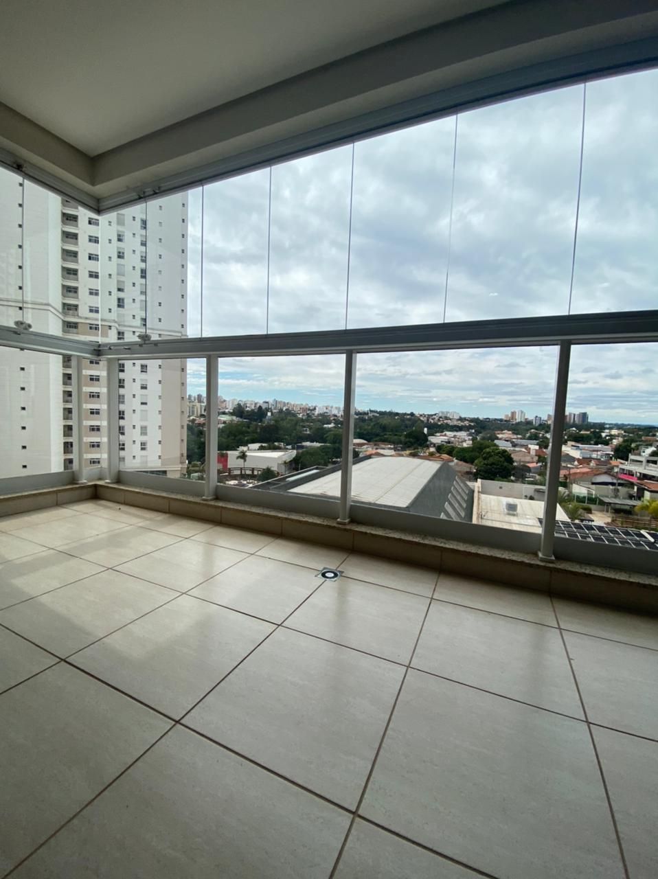 Apartamento à venda, Edifício Terroir Residence, 113m² úteis, 4 quartos sendo 1 suíte, 2 vagas -  Gleba Fazenda Palhano, Londrina, PR