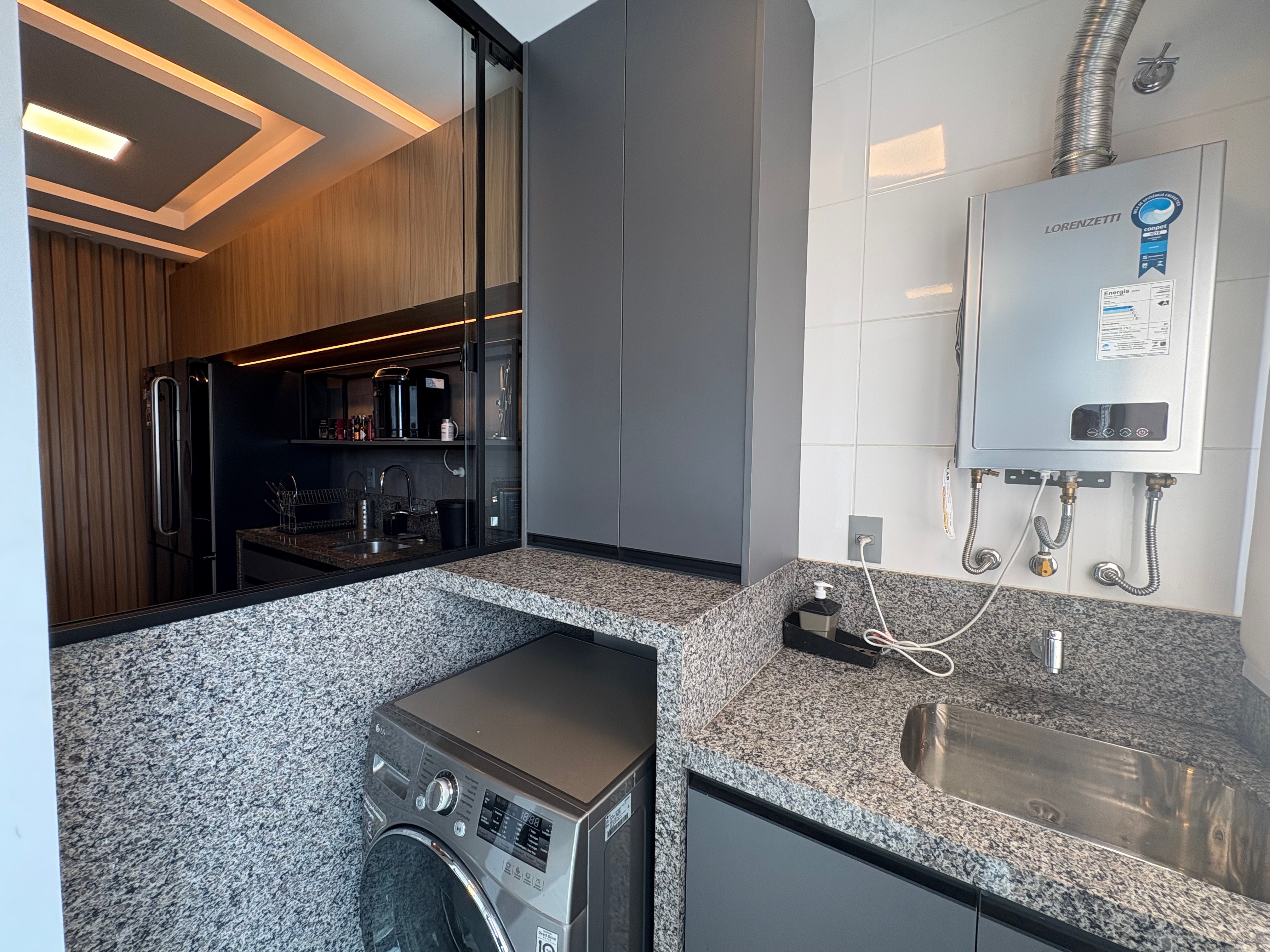 Apartamento à Venda, Edifício NYC Palhano, 2 quartos sendo 1 suíte, 2 vagas, andar alto - Gleba Palhano- Londrina, PR