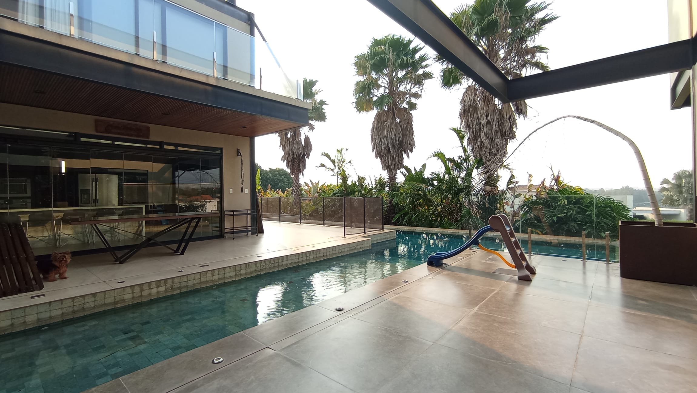 Casa à venda, 529m² construção, 5 suítes ,Piscina borda infinita, Pomar, 4 vagas - Condominio Terras de Canaã, Cambé, PR