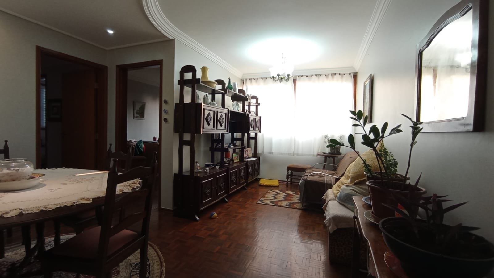 Apartamento à venda, Residencial Monterrey, 71m², 3 dormitórios, 1 banheiros, 1 vagas de garagem, 5º andar, Região Leste, Jardim Antares, Londrin