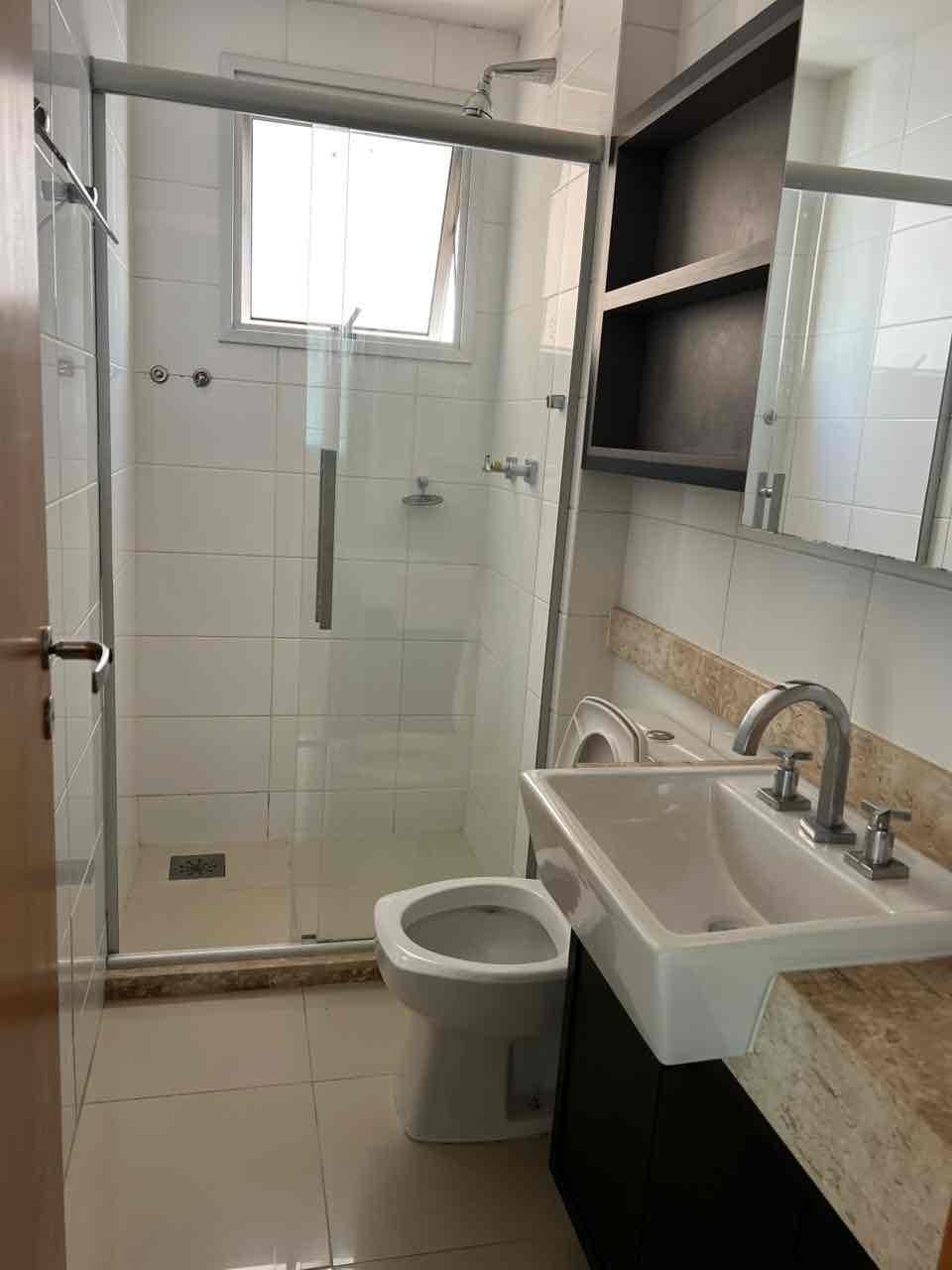 Apartamento  à Venda, Edifício Florais Eco Resort, 75m² úteis, 3 quartos sendo 1 suíte, andar alto, completo armários - Gleba Fazenda Palhano, Lo