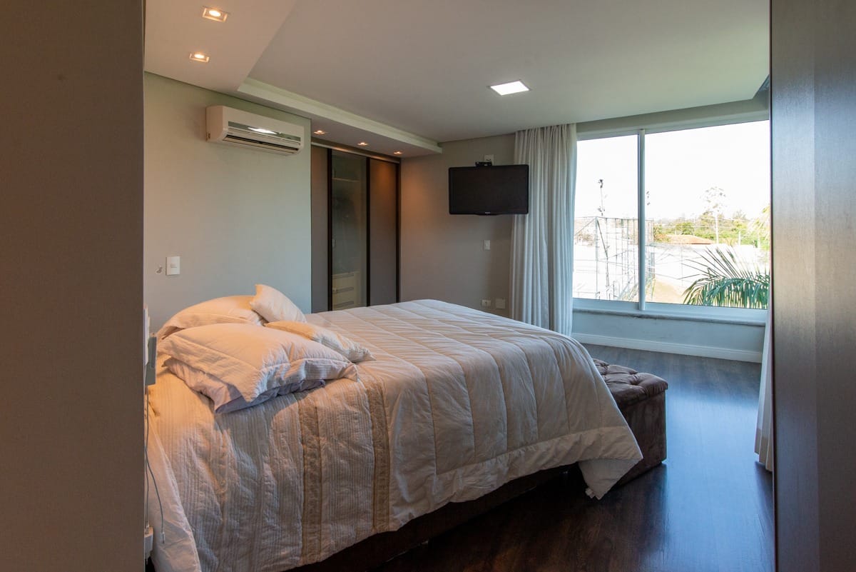 Sobrado  à venda, Condomínio Golden Park, 365 m² úteis, 3 quartos sendo 1 suíte master -  Zona Leste - Londrina/PR