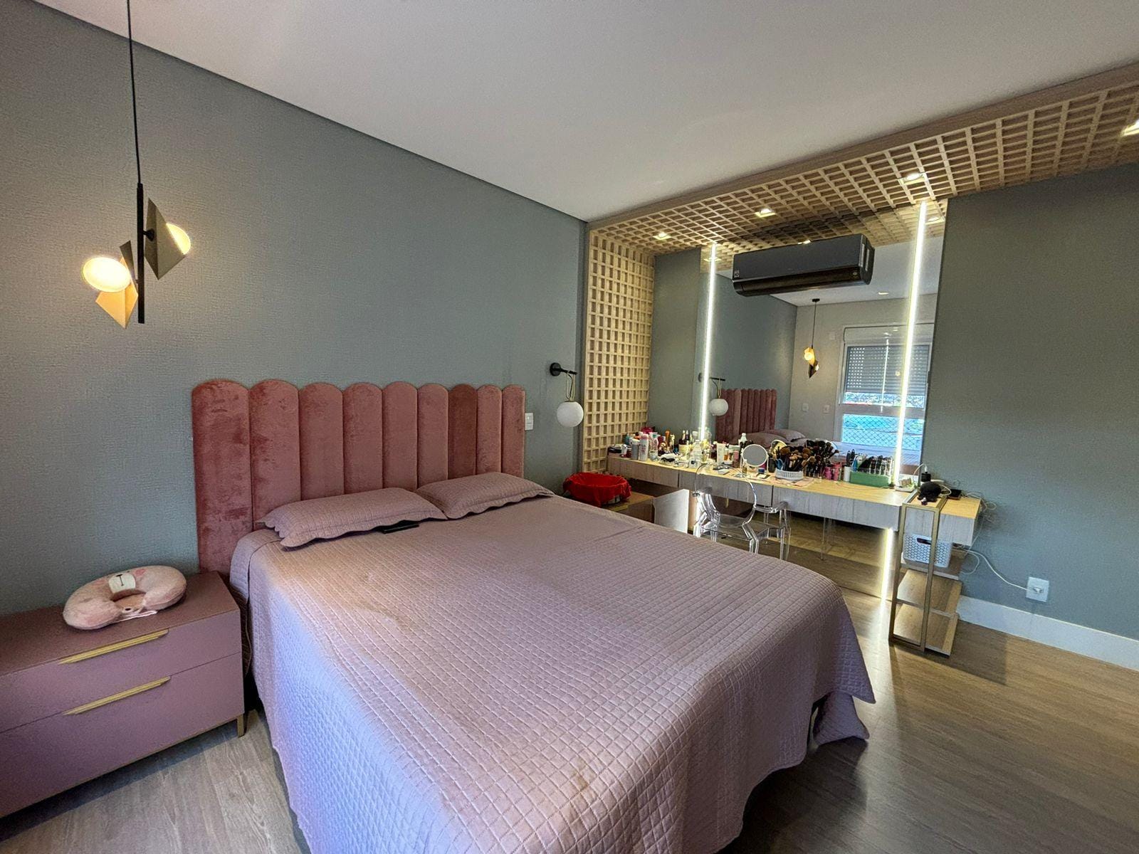 Apartamento à venda, 173 m²úteis, Edifício Queens Park, 3 suítes, closet e hidro, Varanda gourmet, decorado na Gleba Fazenda Palhano -Londrina, P