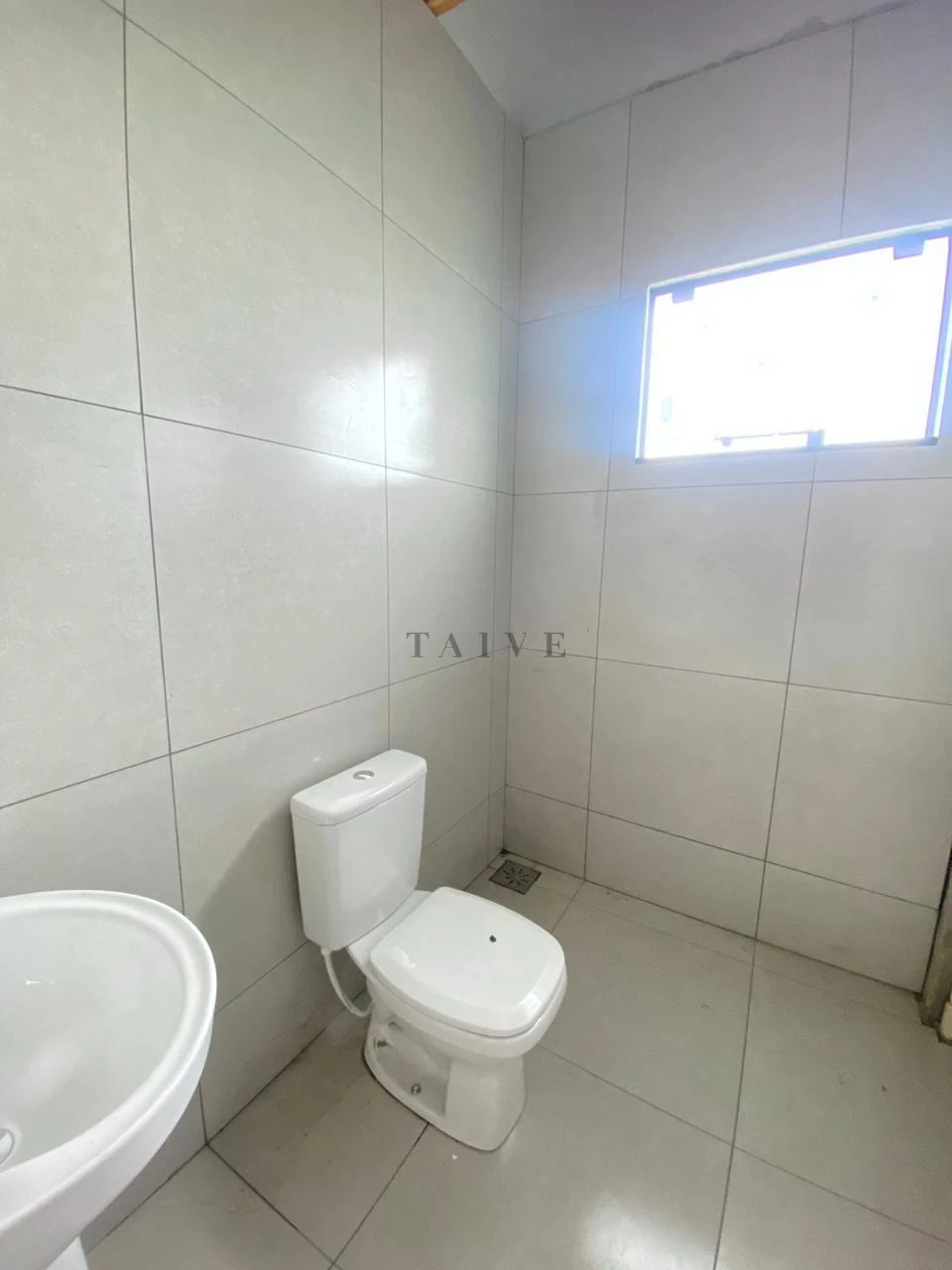 BARRACÃO PARA VENDA OU LOCAÇÃO COM 300m² DE CONTRUÇÃO EM CAMBÉ/PR - foto 7