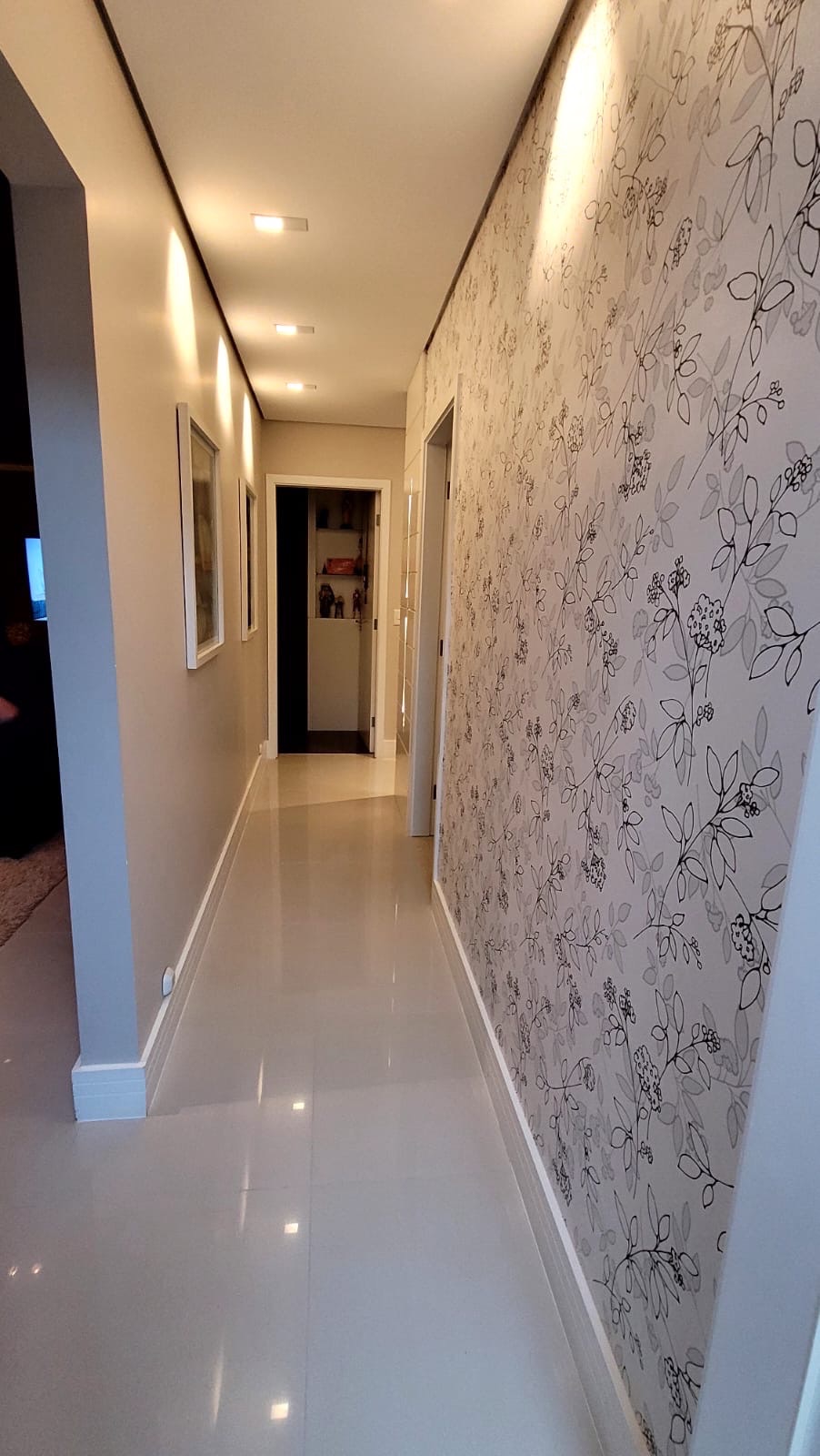 Apartamento à venda no Palazzio Di Cesare, Bela Suiça, Londrina, PR