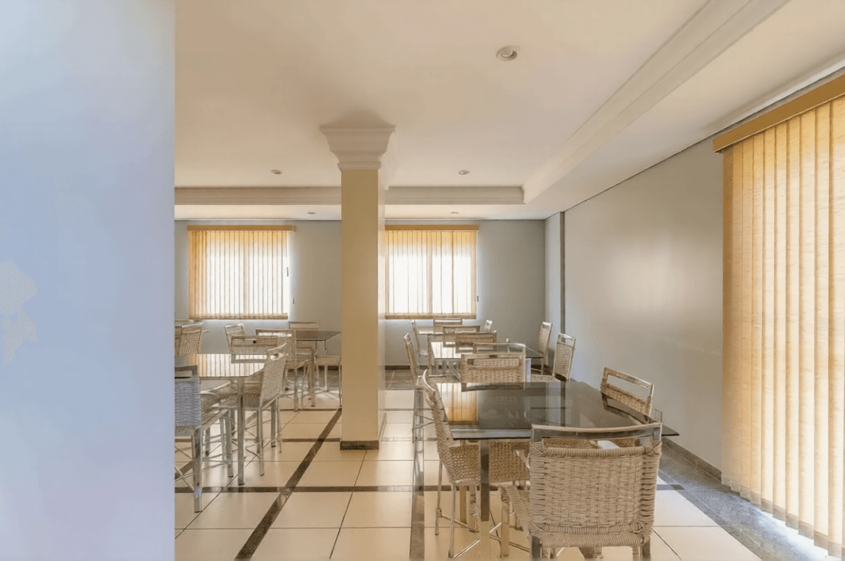 Apartamento à venda, Edifício Porto Belo, 83m² úteis, 3 quartos (1 suíte), sol da manhã, andar alto - San Remo, Londrina, PR