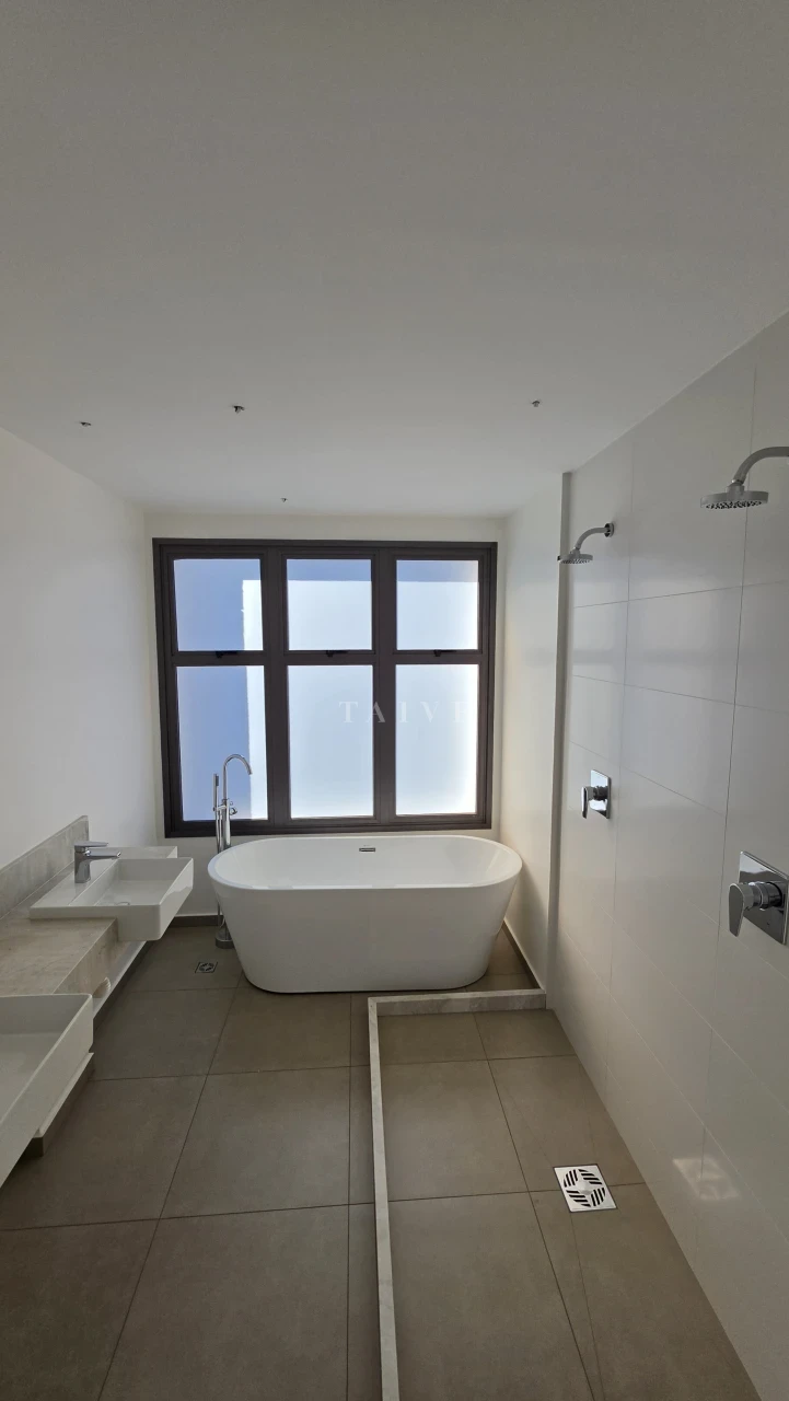 Apartamento À Venda 181m², 3 suítes, 2 vagas, andar alto - Edificio Lumini Gleba Palhano Londrina