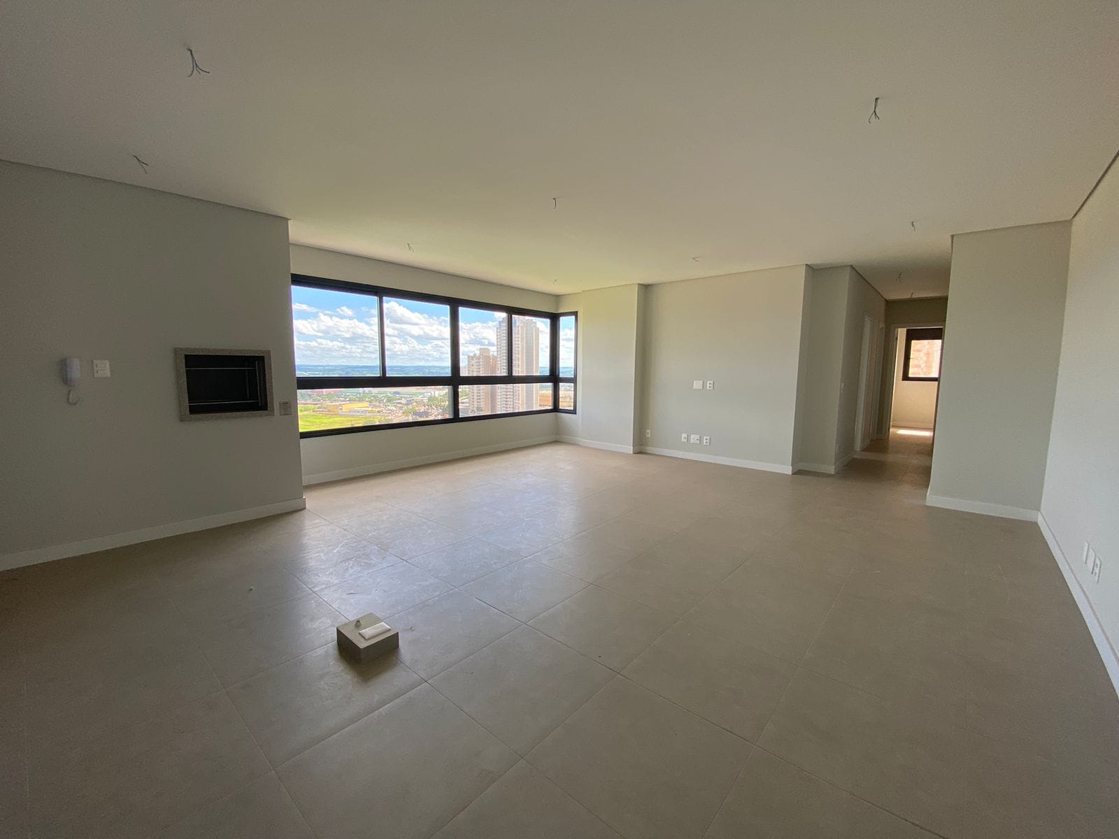 Apartamento à venda, Arch Palhano, 3 quartos, sendo 1 suíte, sacada integrada com churrasqueira, Gleba , Londrina, PR