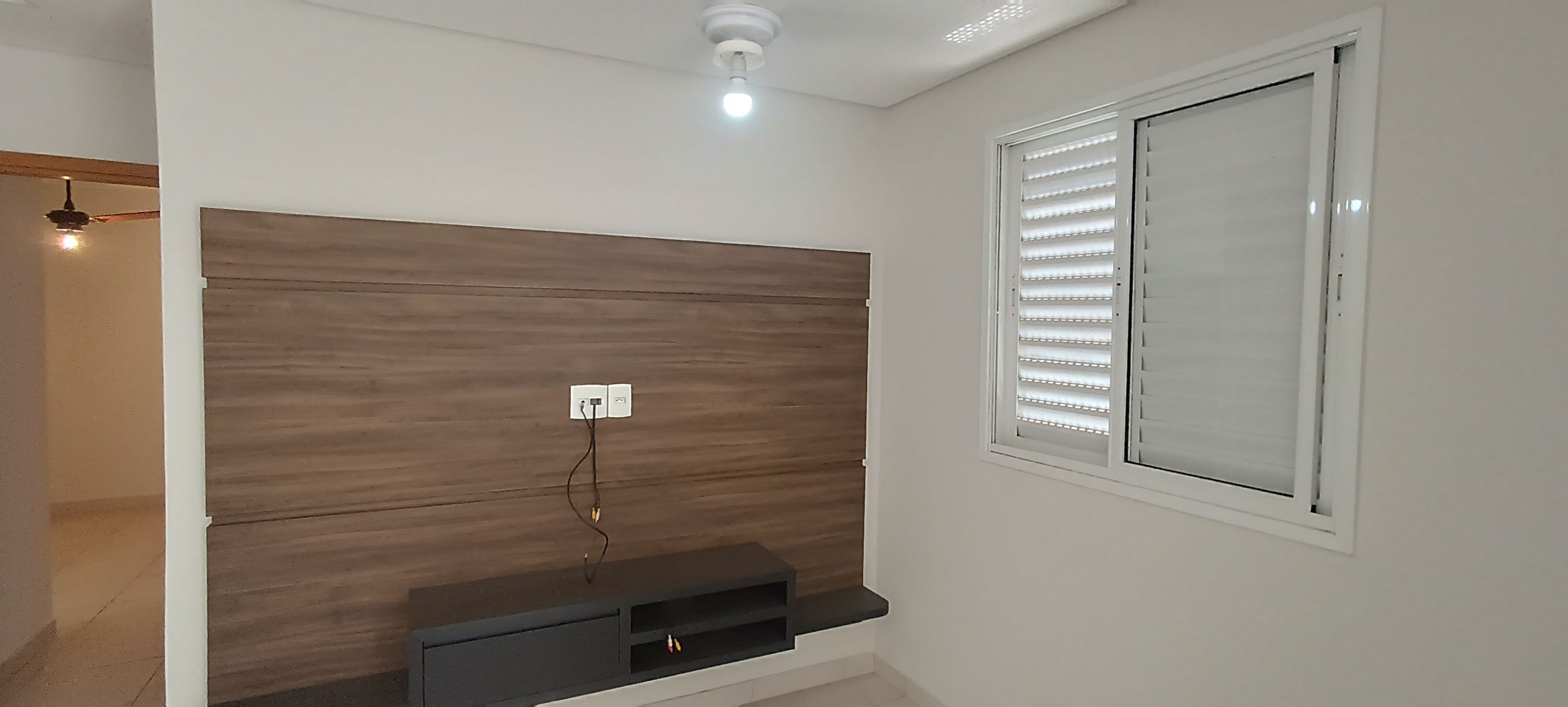 Apartamento à venda, Edifício Aquaparque, 69m², 2 quartos sendo 1 suíte, próx Av Maringá- Vitória, Londrina, PR