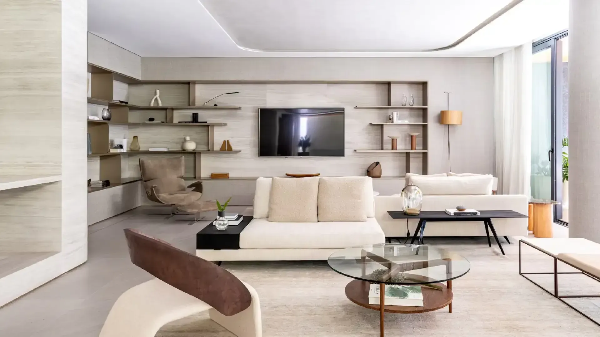 Apartamento à Venda, Edifício Artesano, 336,53m² úteis,  4 suítes, varanda integrada, elevador privativo, 2 vagas - Gleba Fazenda Palhano, Londri