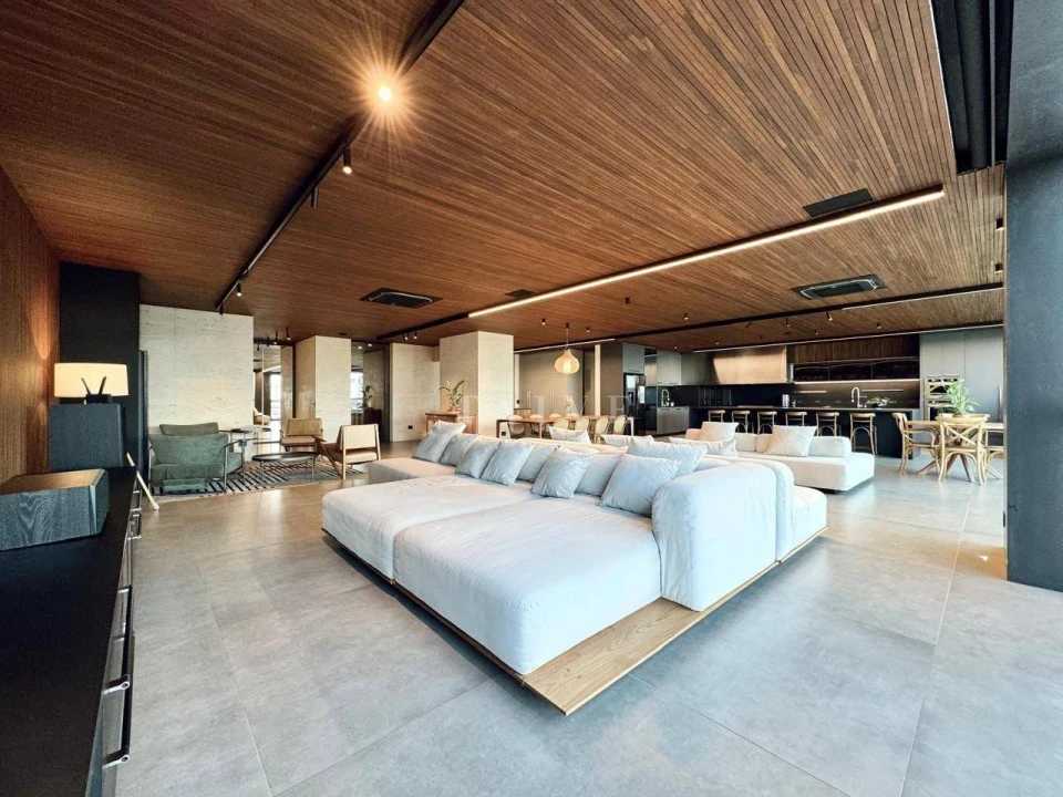 Apartamento à venda Condomínio Maison Heritage alto padrão, 388 m²,4 suítes, 6 banheiros, 4 vagas de garagem, Próximo Lago Igapó, Gleba Palhano, 