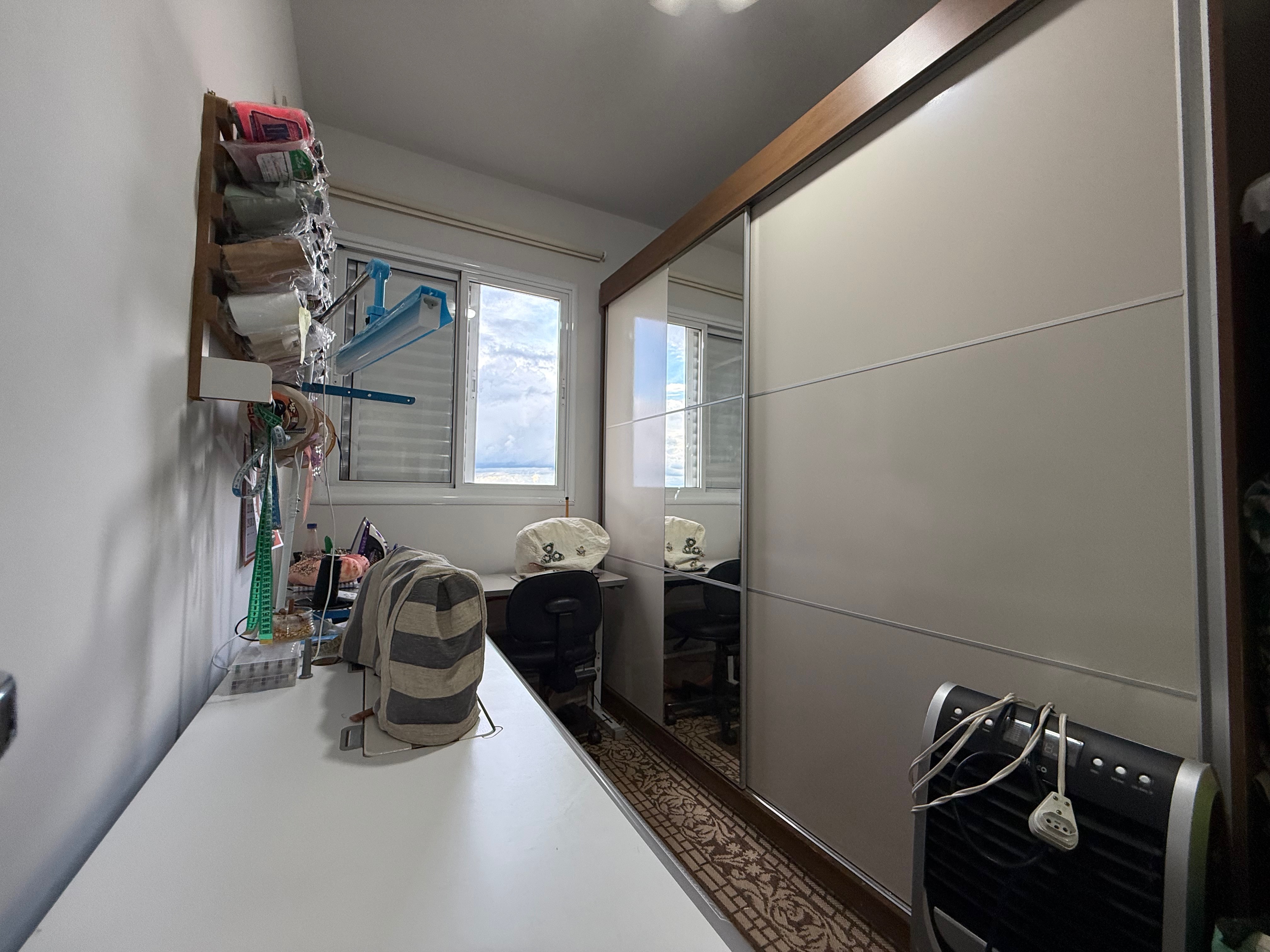 Oportunidade Apartamento à venda, Edifício Sunset Faria Lima,  66m² com 3 quartos (sendo 1 suíte), Cozinha, quartos planejados, andar alto-  em L