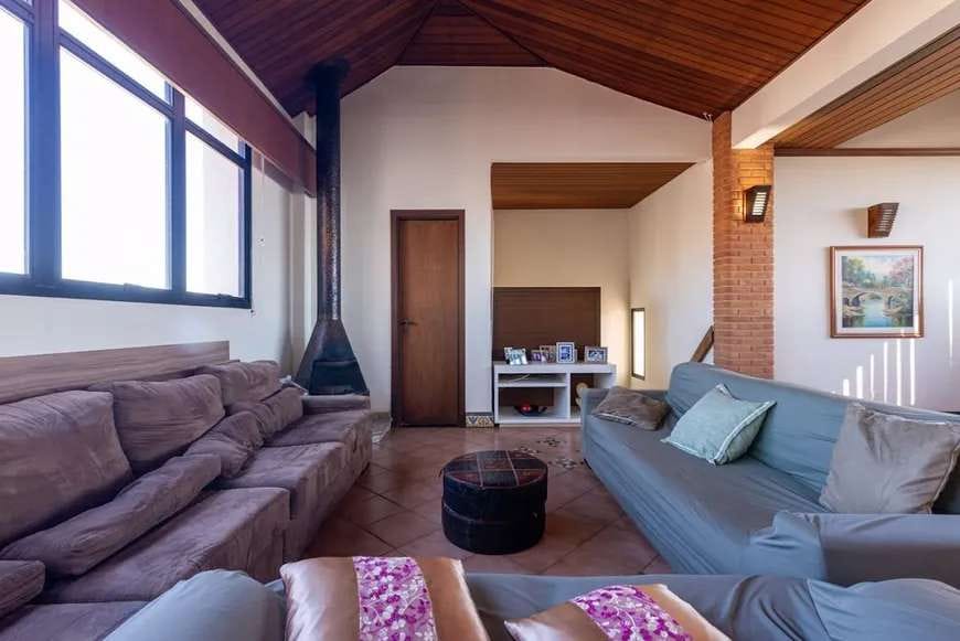 Apartamento à venda - Cobertura Triplex, 4 quartos - 3 vagas de garagem - Centro, Londrina, PR