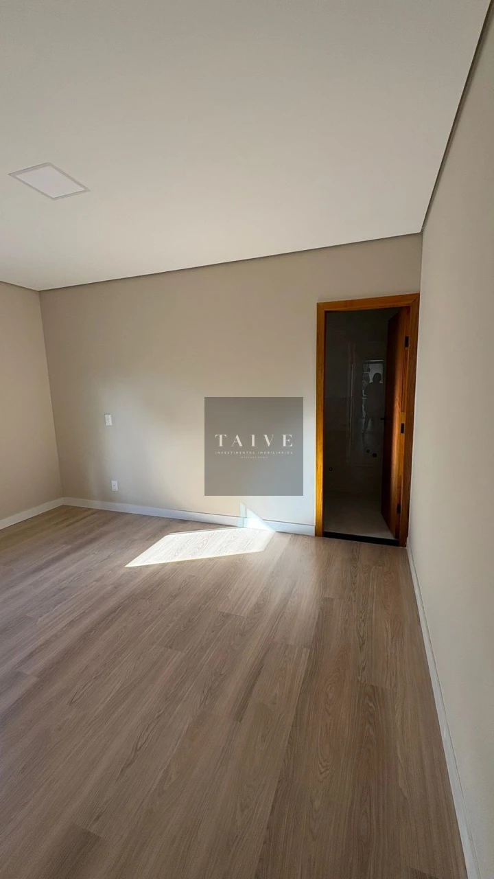 Casa à venda, 3 quartos sendo 1 suíte, 97 m², Jardim Pérola, Londrina, PR