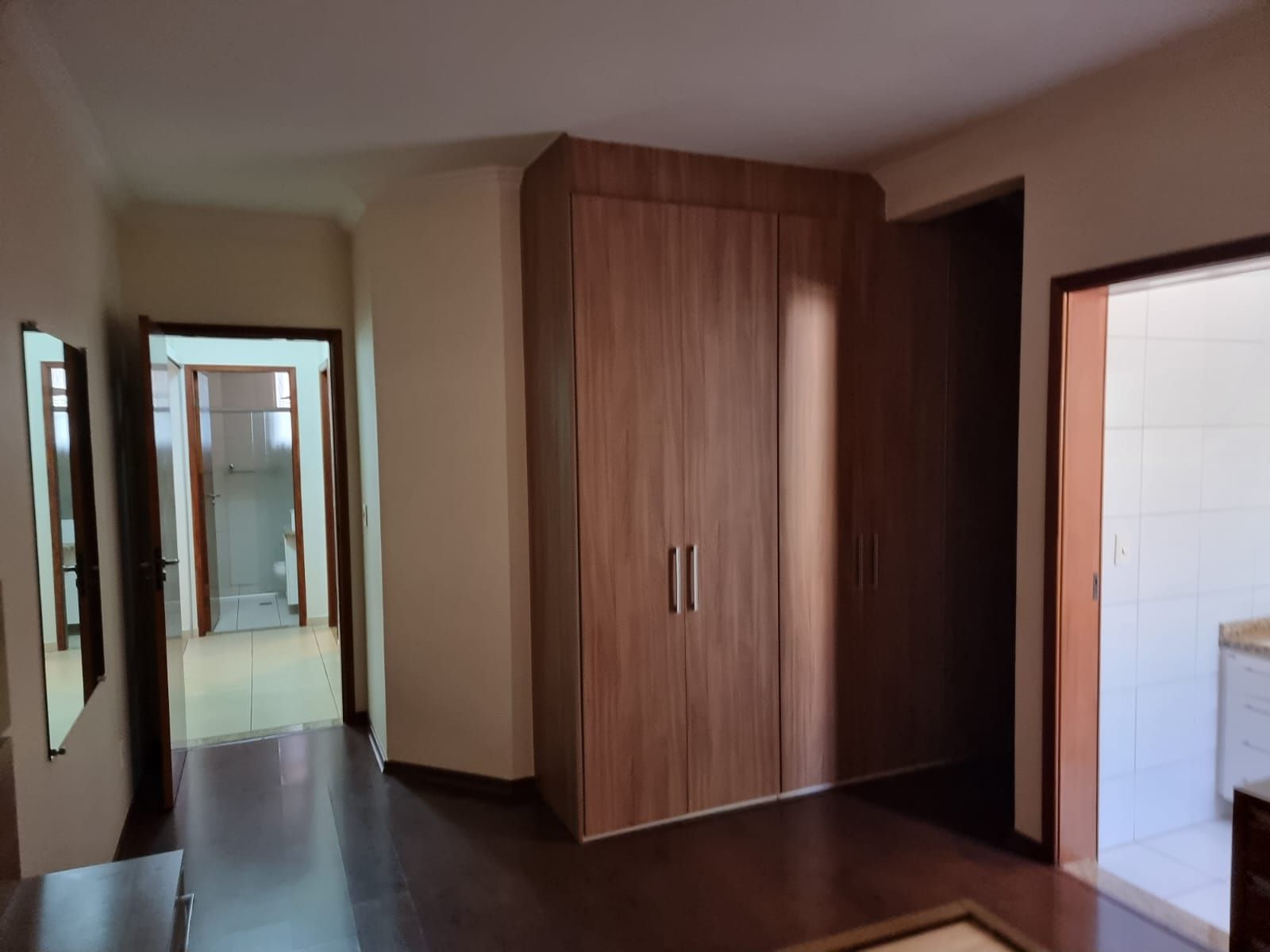 Casa  para venda,  Condomínio Havana, 190m²úteis, 4 quartos sendo 1 suíte, 02 vagas - Aragarça -  Londrina, PR