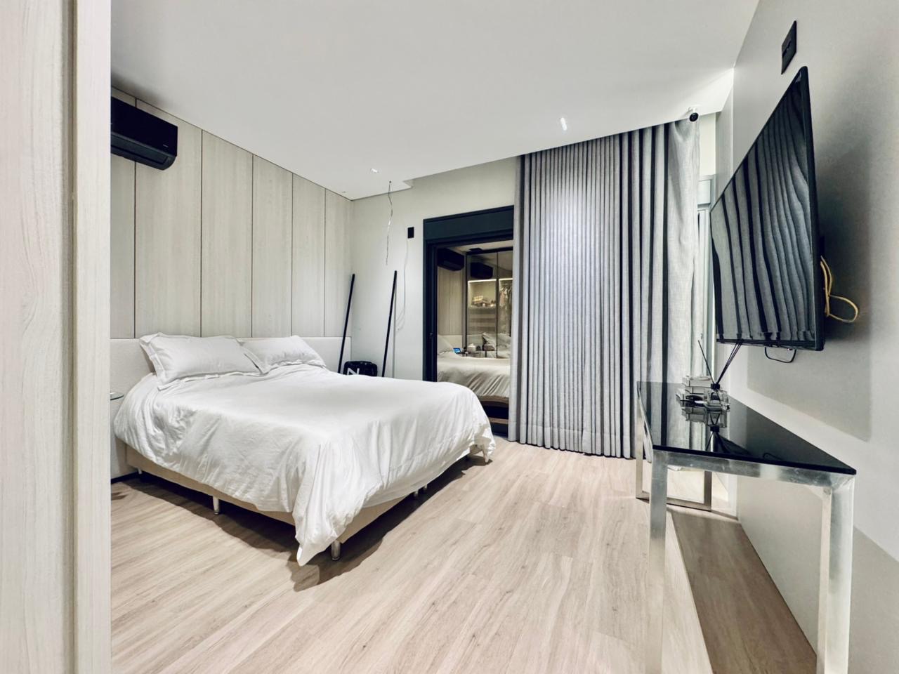 Casa com Porteira fechada no condomínio Sun Lake -  Londrina, PR