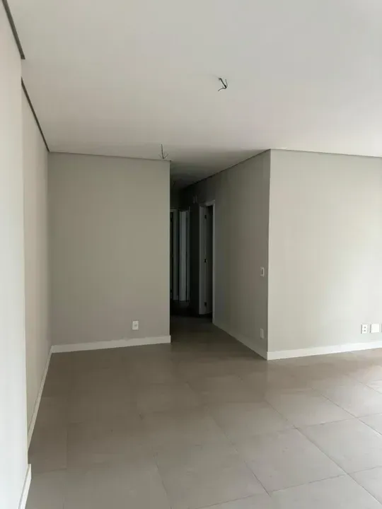 Apartamento à venda, Edifício Insight Palhano,  87 m² úteis, 03 quartos  sendo 1 suíte, 01 vaga - Gleba Palhano  - Londrina, PR