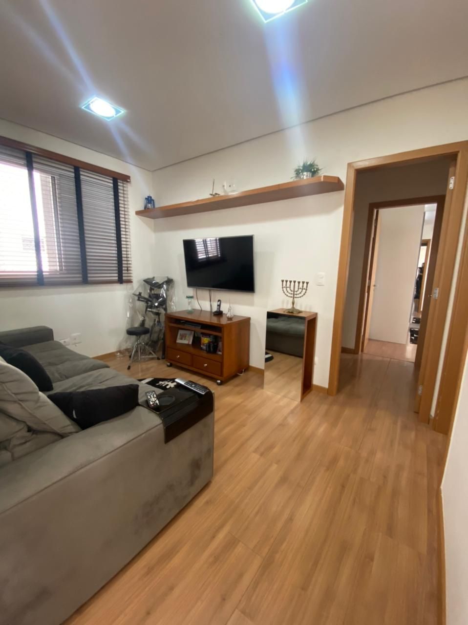 Apartamento à venda, Edifício Terroir Residence, 113m² úteis, 4 quartos sendo 1 suíte, 2 vagas -  Gleba Fazenda Palhano, Londrina, PR