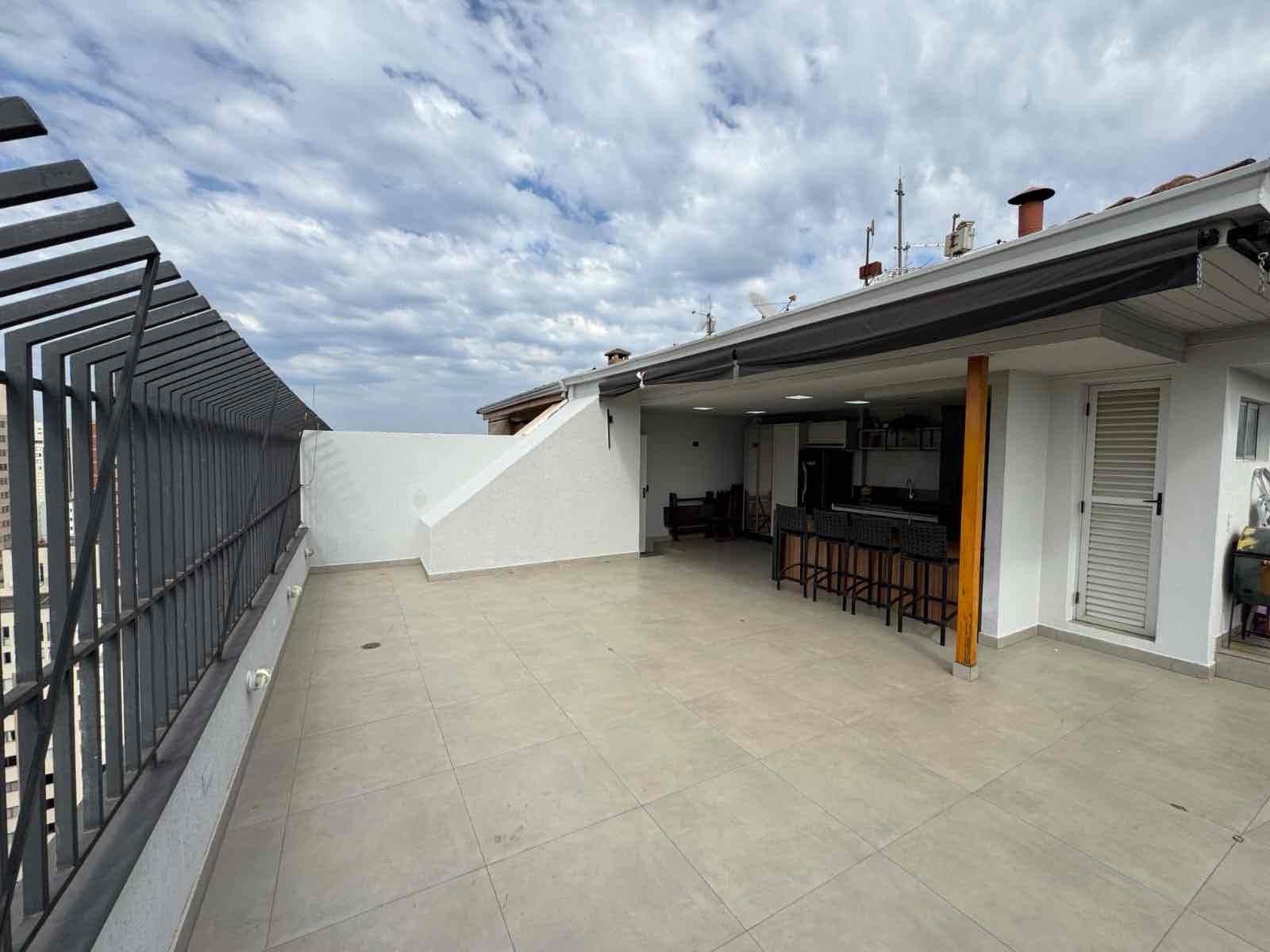 Apartamento triplex  à venda, 238m² úteis, 3 quartos sendo 1 suíte, amplo rooftop com churrasqueira,  2 vagas Boa vista, Londrina, PR