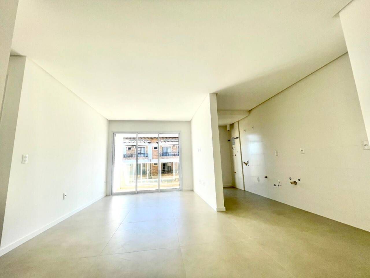 Apartamento pertinho da praia 70m² à venda/2 quartos (sendo 1 suíte) - Residencial Nassau- Canto Grande, Bombinhas, SC