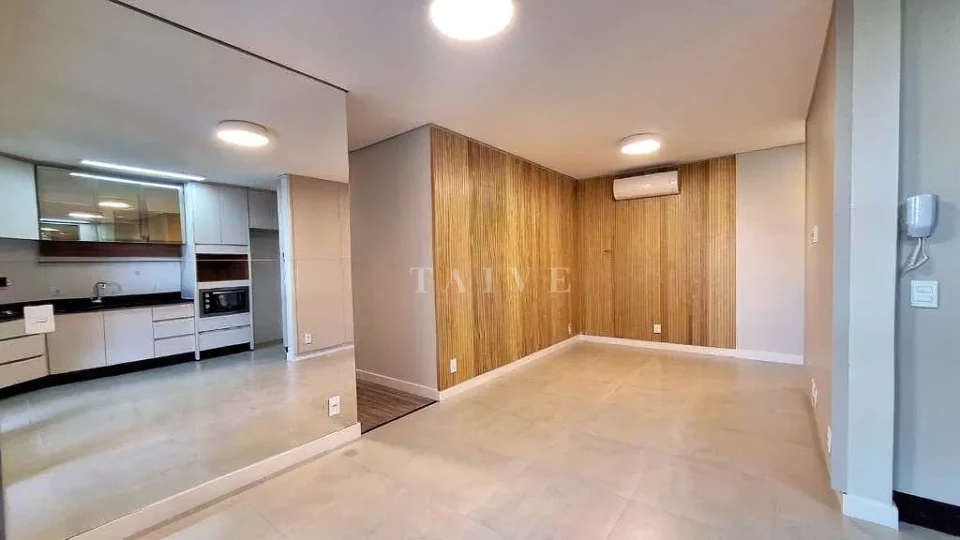 Apartamento 86 m², 3 qts (1 suíte), 2 vagas, Edifício Odyssey, a venda e locação centro de Londrina
