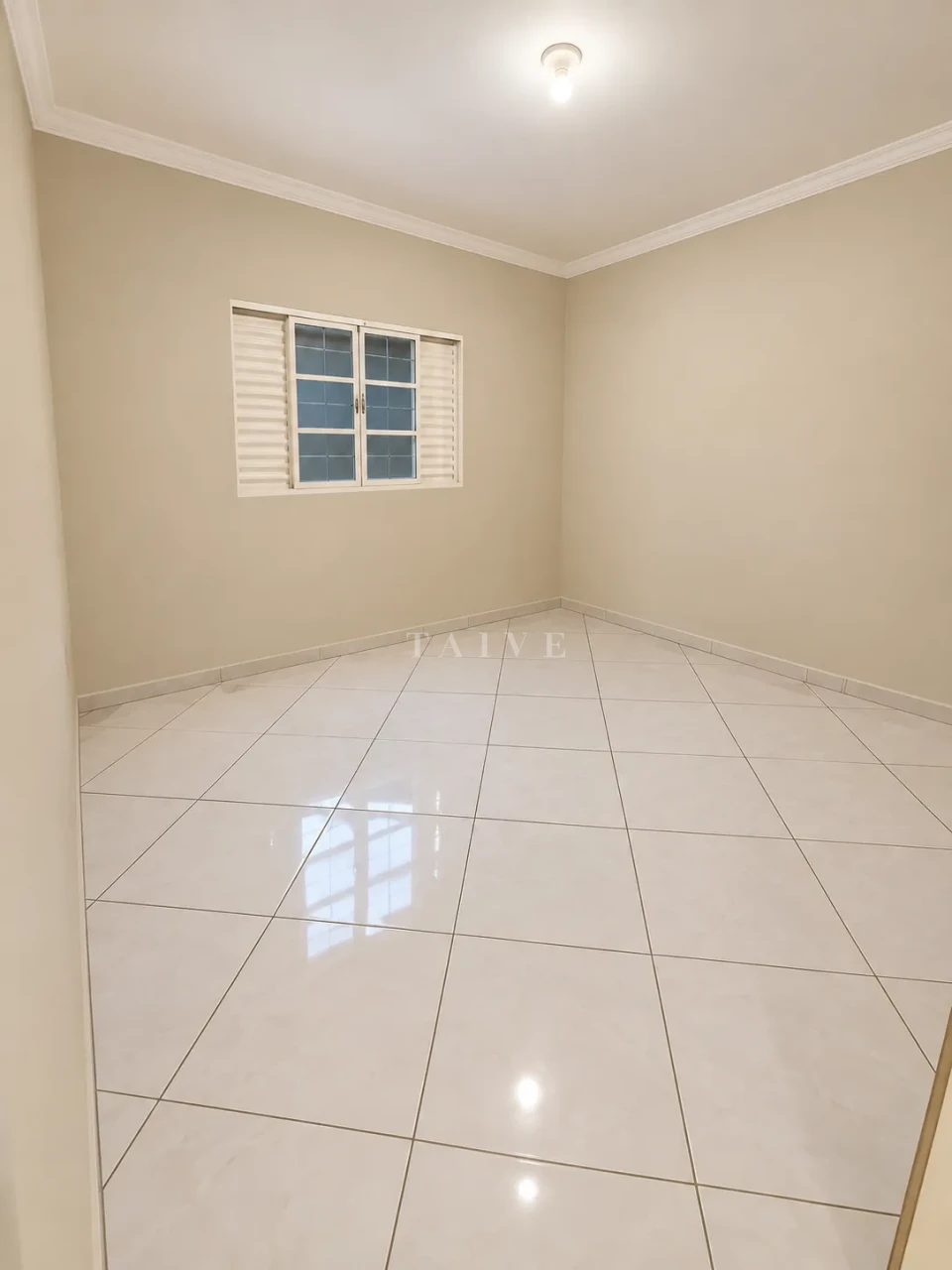 Casa 3 quartos à venda em Conjunto Habitacional Alexandre Urbanas, Londrina - foto 8