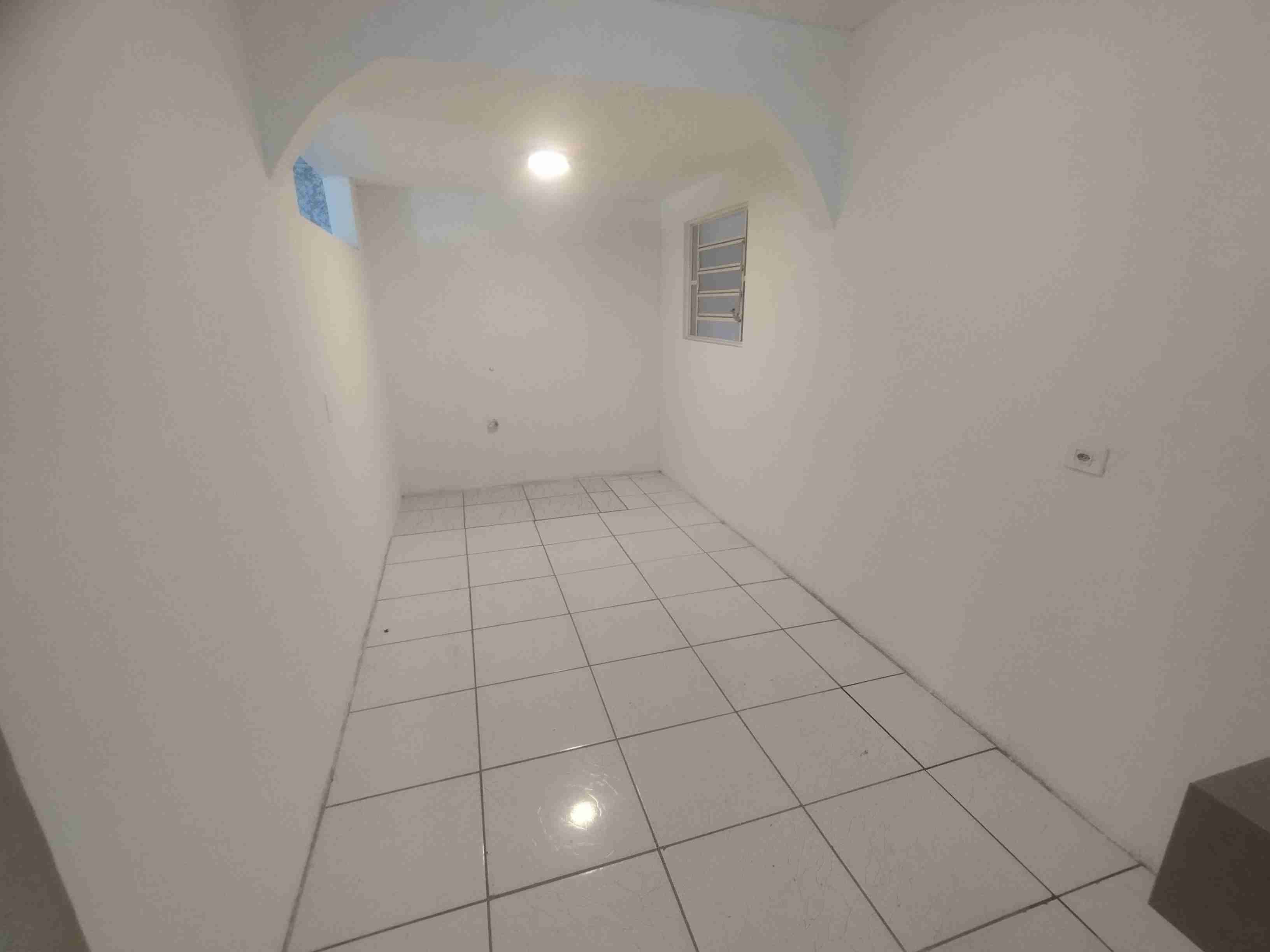 Casa comercial para Locação, 6 salas, localização na  Av. Arthur thomas, 200M² de construção, Jd Bandeirantes - Londirna-PR