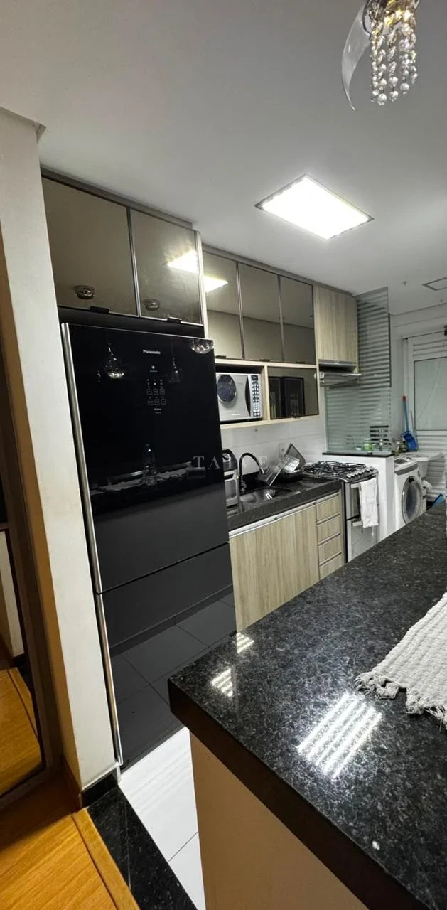 Apartamento Mobiliado à Venda no Liberty Towers, Andar Alto, 2 Vagas de Garagem
