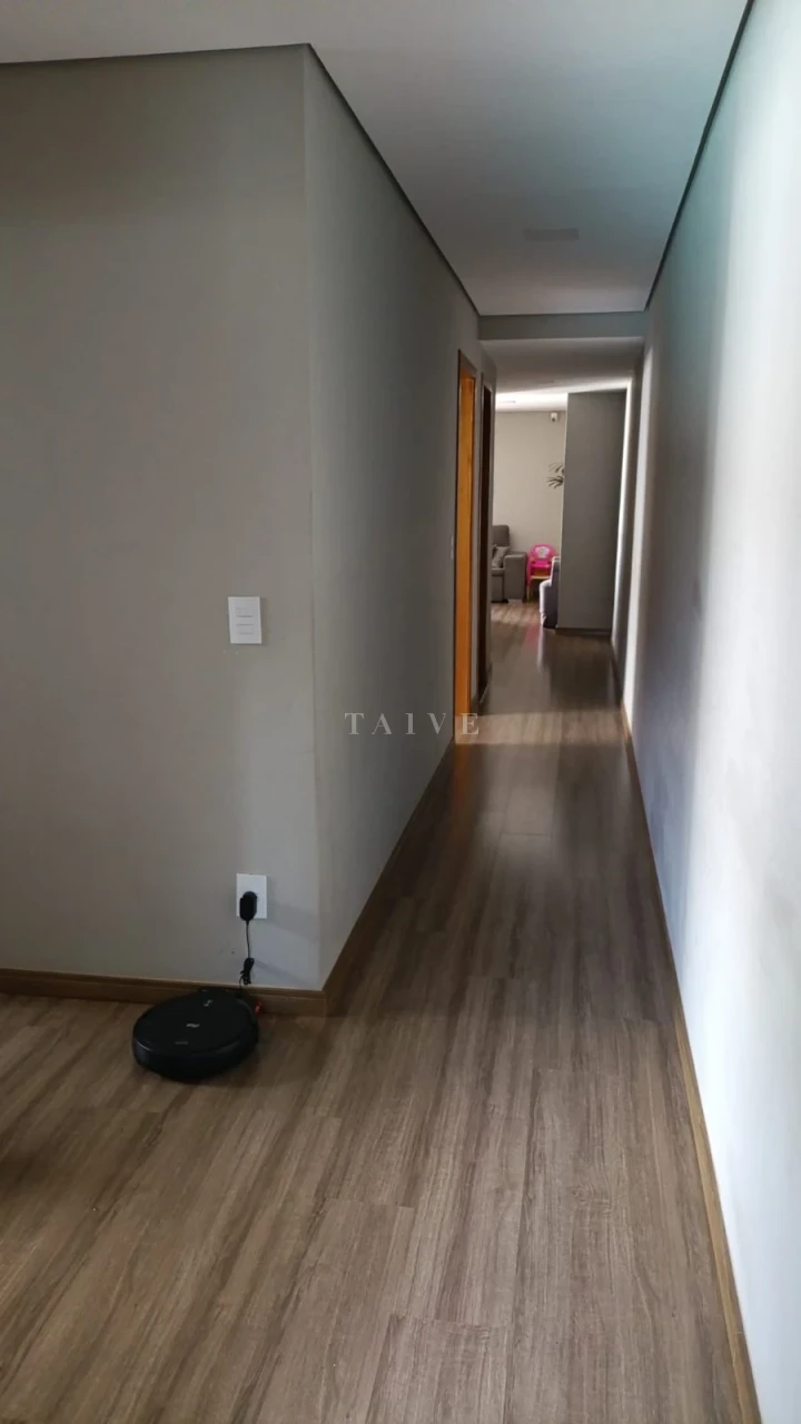 Imagens do imóveis Casa mobiliada com 4 quartos para alugar em Londrina