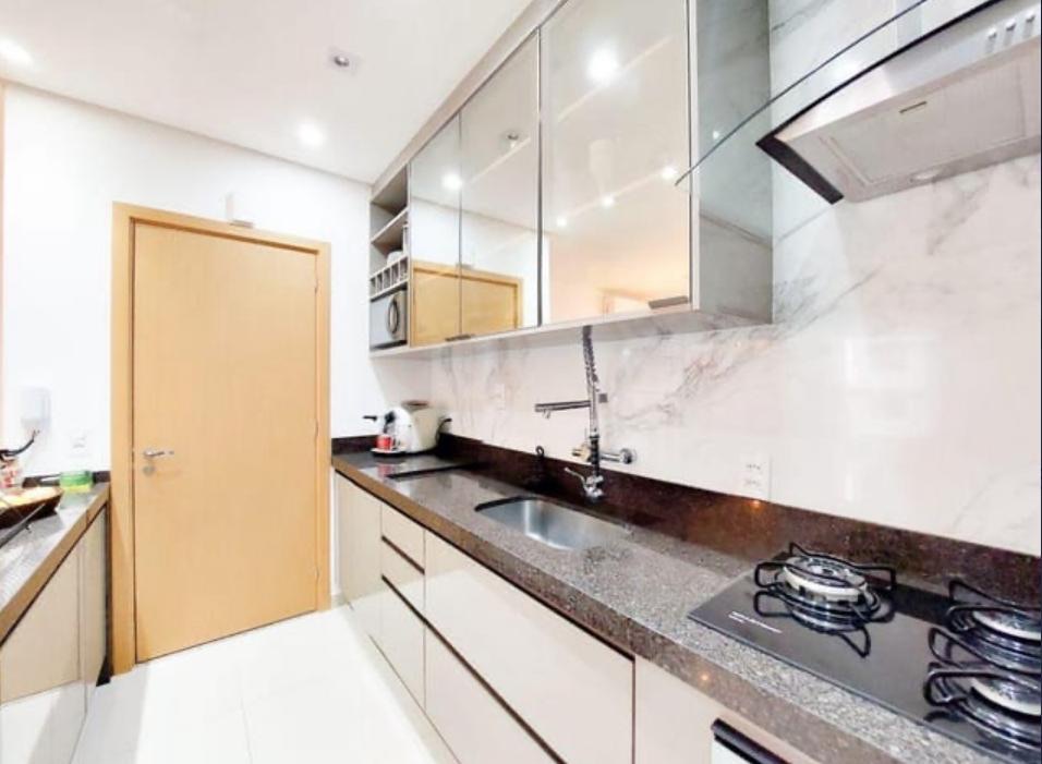 Apartamento à Venda, 95m² privativos, Edifício Tresor, 3 quartos sendo 1 suíte, todo planejado-  Gleba Fazenda Palhano, Londrina, PR