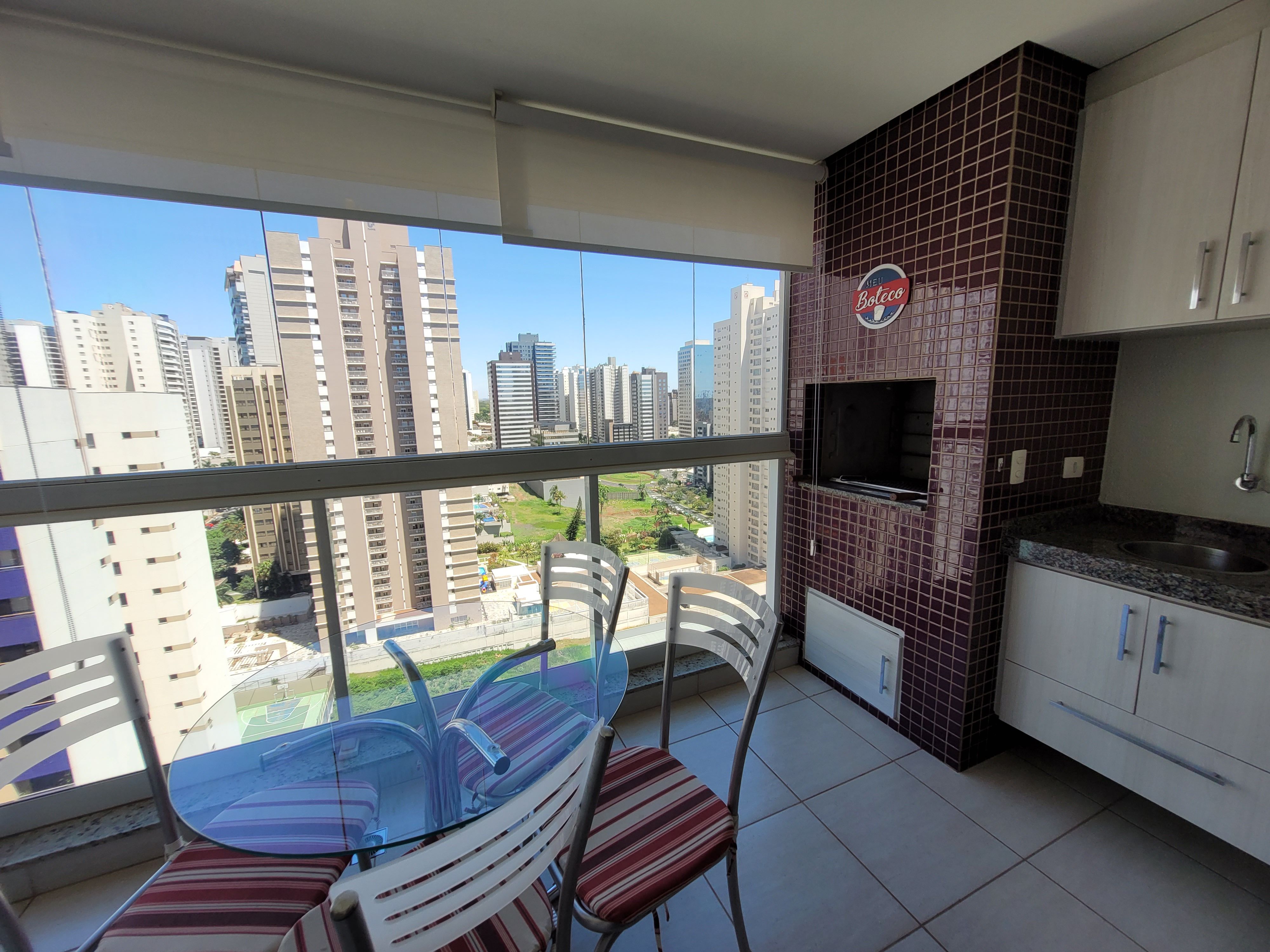 Apartamento à venda, Edifício Terroir, PORTEIRA FECHADA, 113m² úteis, mobiliado, 3 suítes, 2 vagas, andar alto, Gleba Fazenda Palhano, Londrina, 